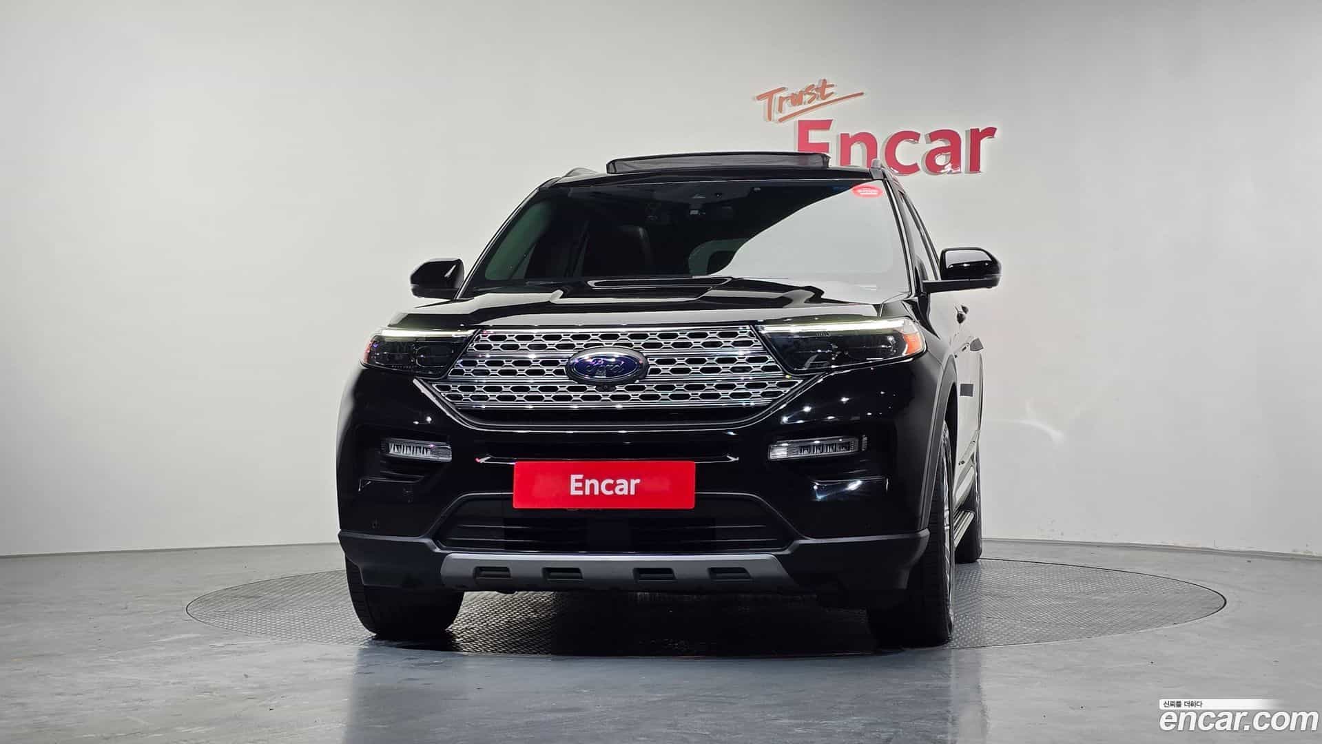 Explorer Ford 2020.10-OUTER-003