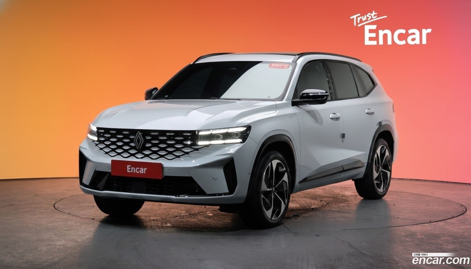 Main__Slider__Photo:Grand Koleos Renault Korea 2025.1-0