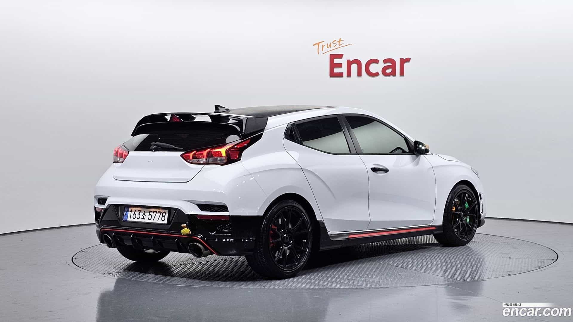 Veloster Hyundai 2020.9-OUTER-002