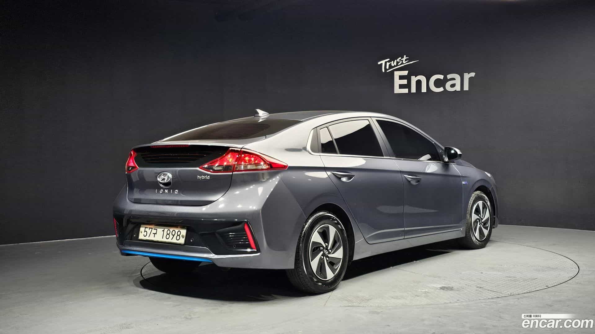 Ioniq Hyundai 2018.11-OUTER-002