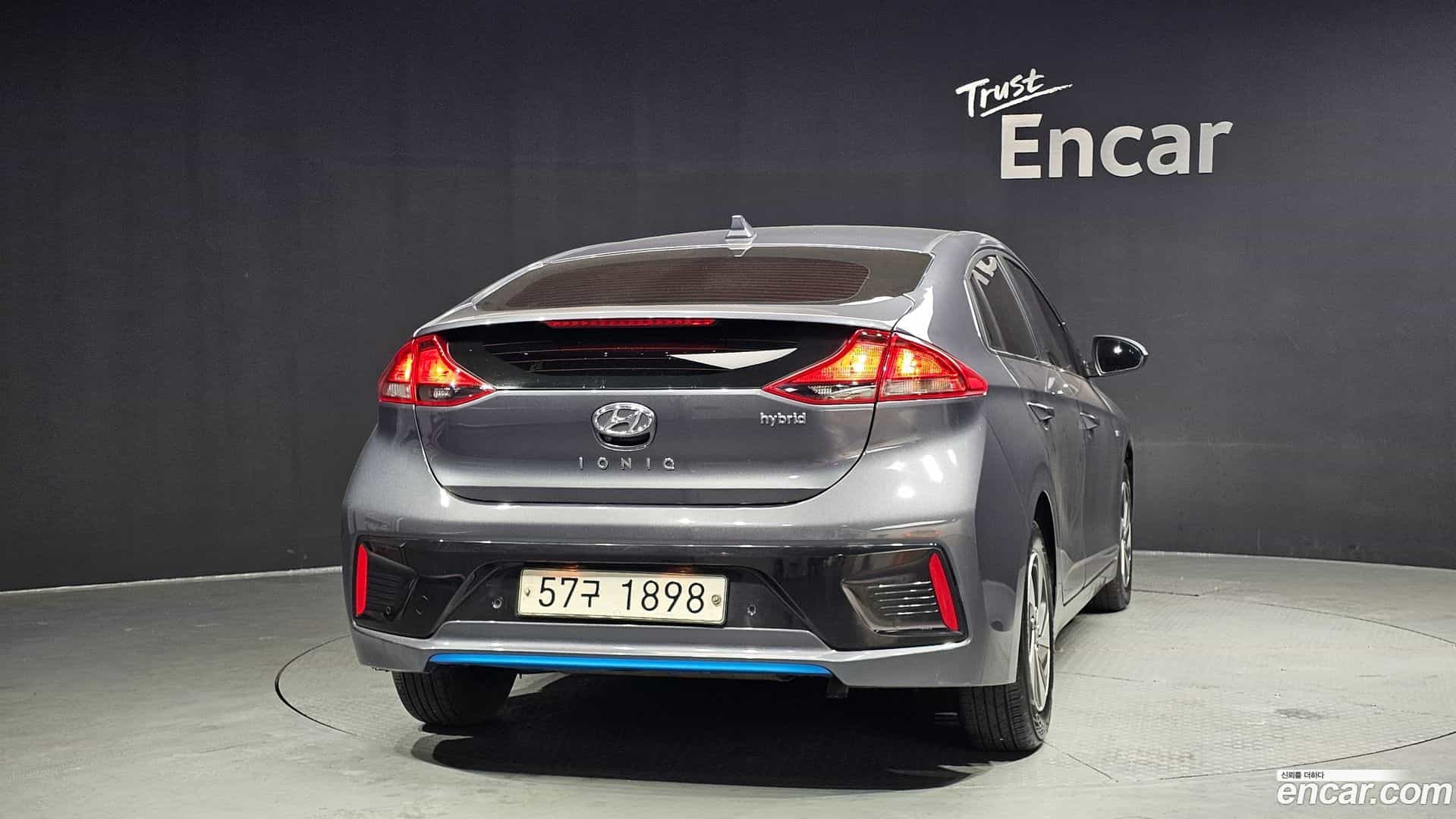 Ioniq Hyundai 2018.11-OUTER-004