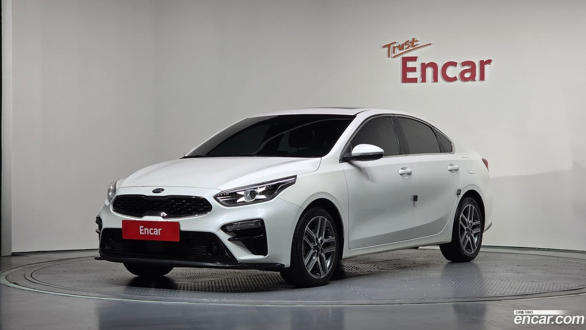 Main__Slider__Photo:K3 Kia 2019.3-0