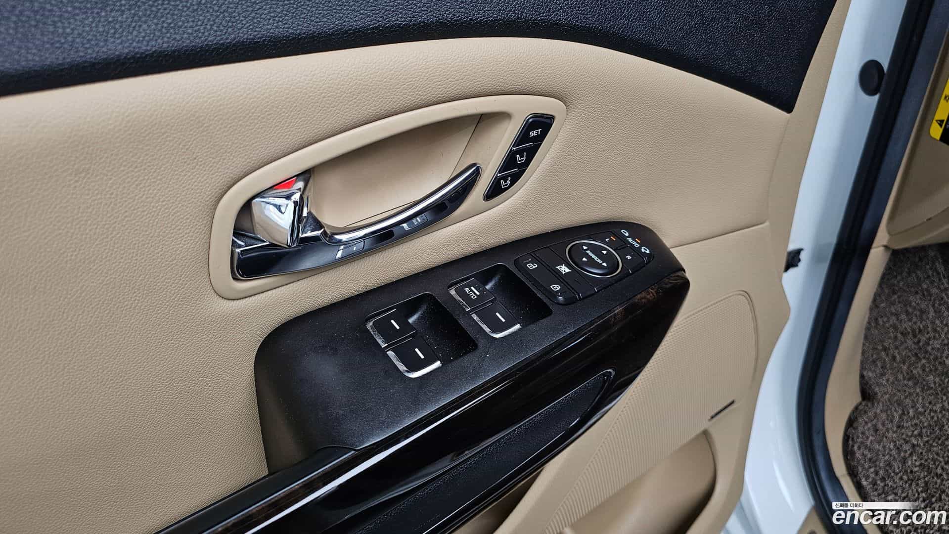 Canival Kia 2018.3-OPTION-021