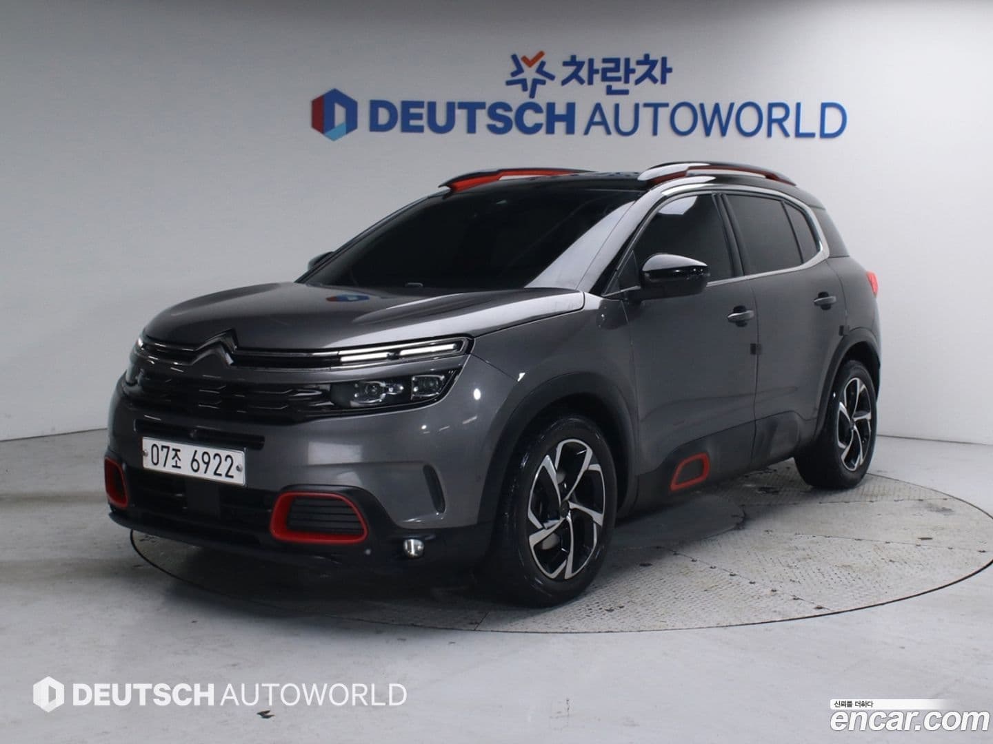 Main__Slider__Photo:C5 Aircross Citroën / DS 2019.4-0
