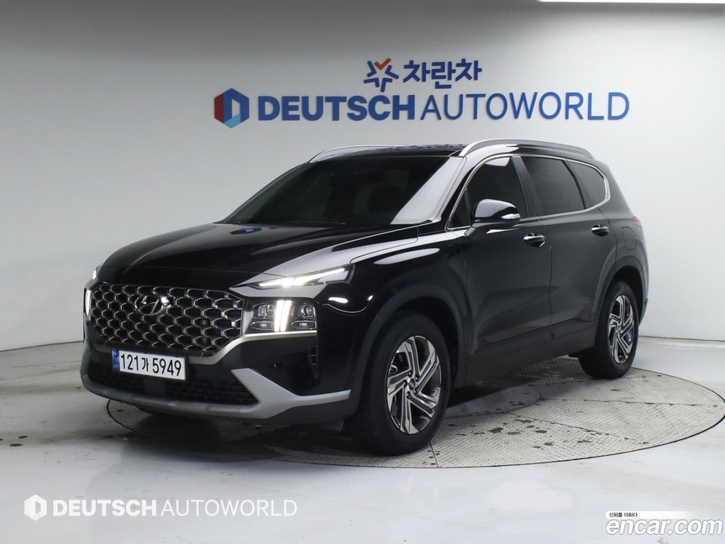 Main__Slider__Photo:Santafe Hyundai 2022.2-0