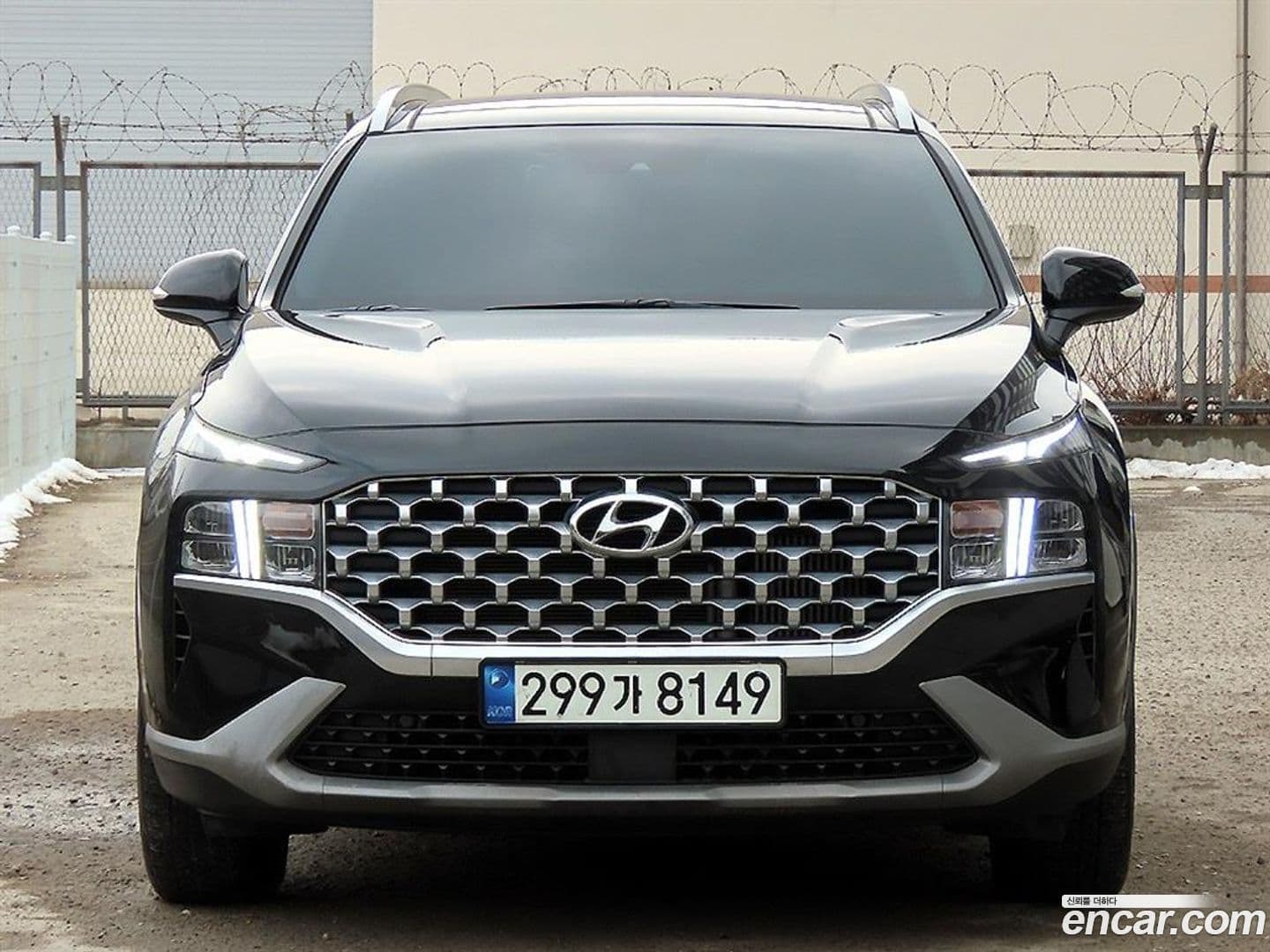 Main__Slider__Photo:Santafe Hyundai 2020.10-0