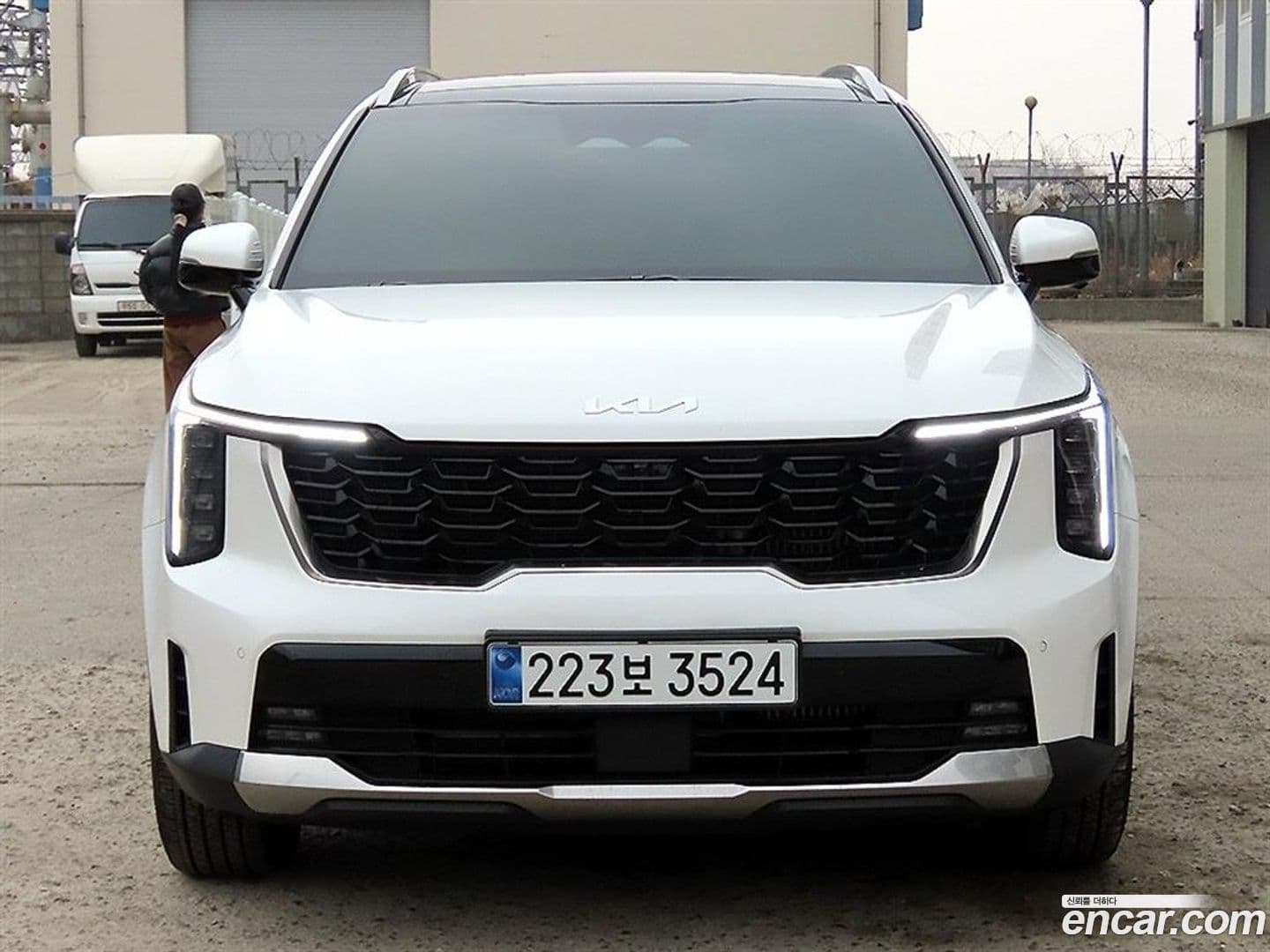 Main__Slider__Photo:Sorento Kia 2025.5-0