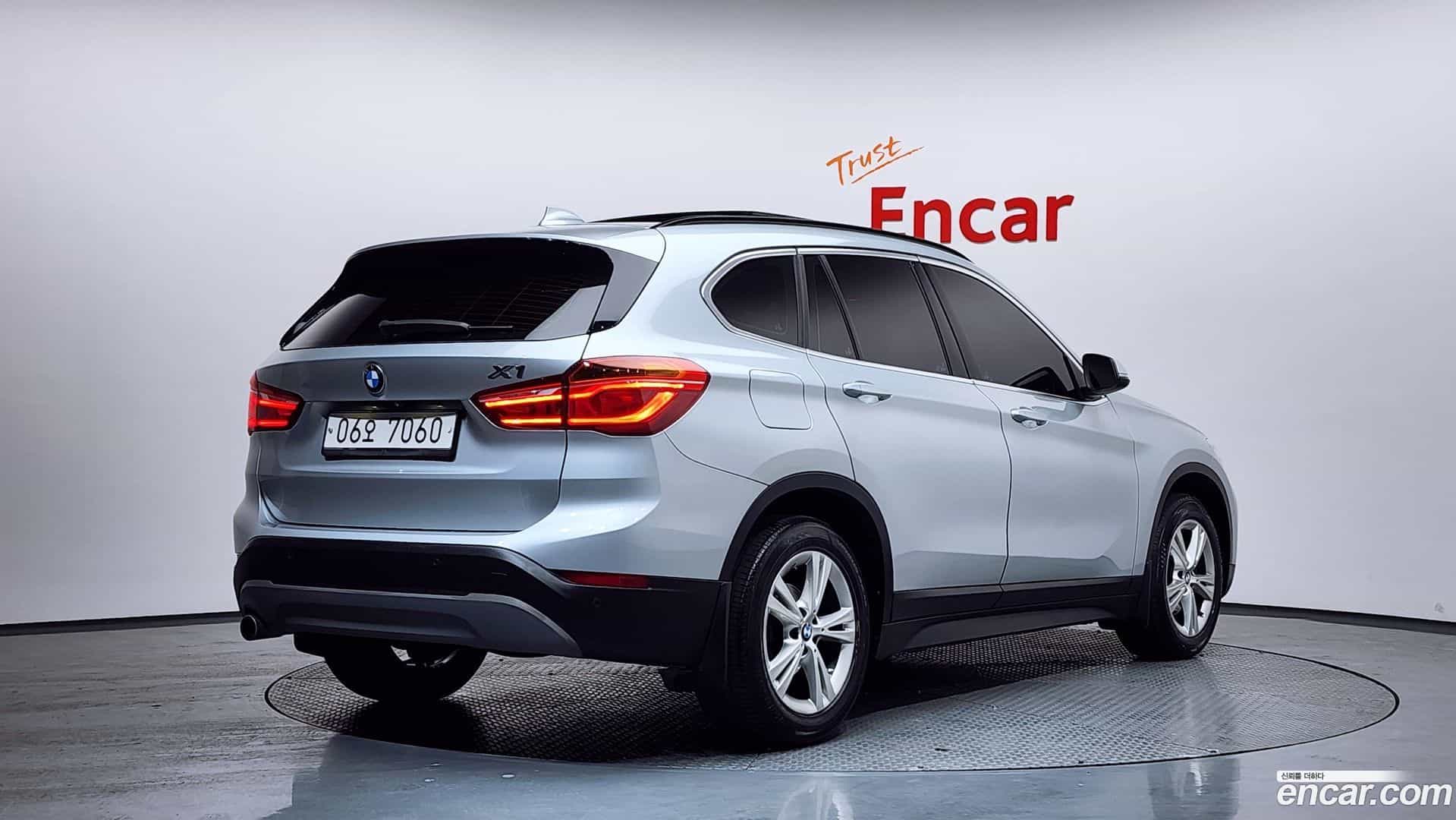 X1 BMW 2017.9-OUTER-002