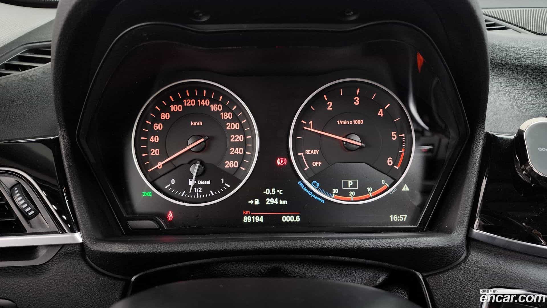 X1 BMW 2017.9-INNER-008