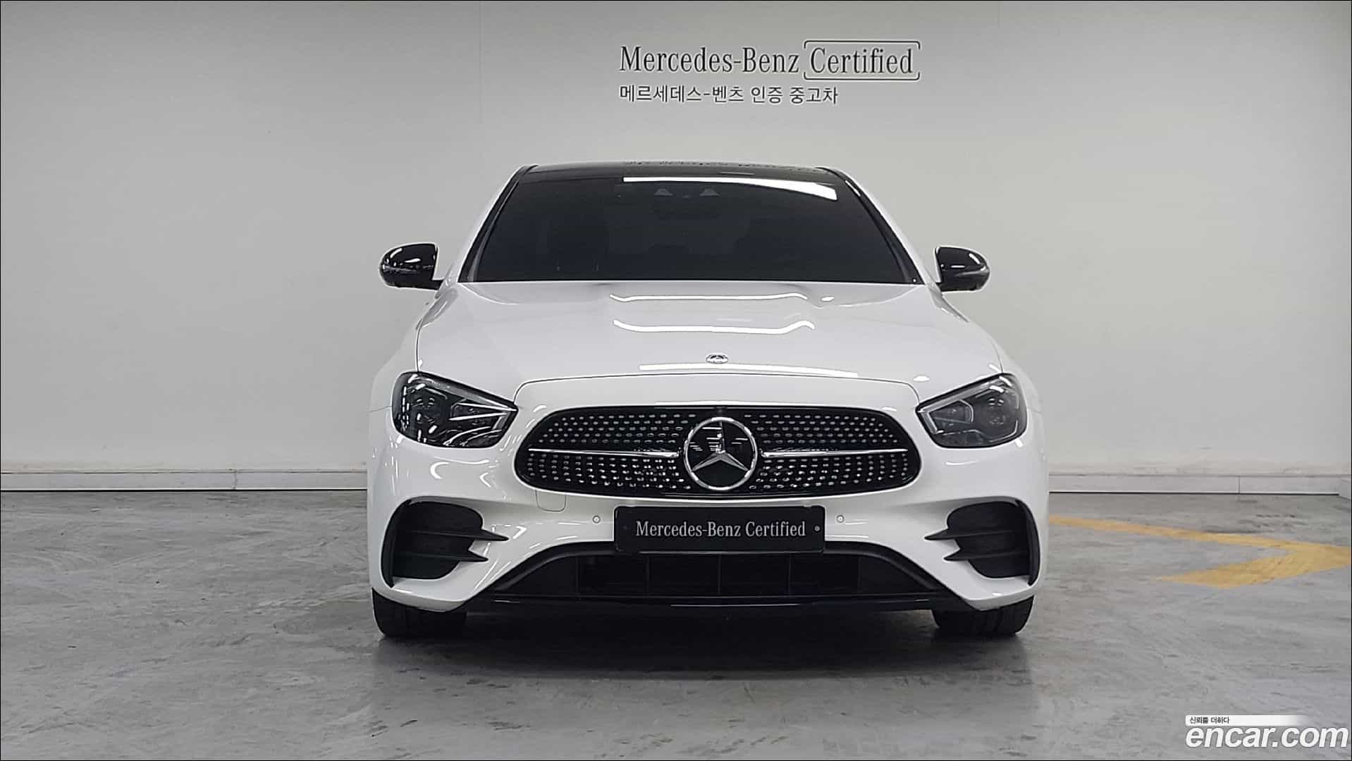 E-Class Mercedes-Benz 2023.0-OUTER-003
