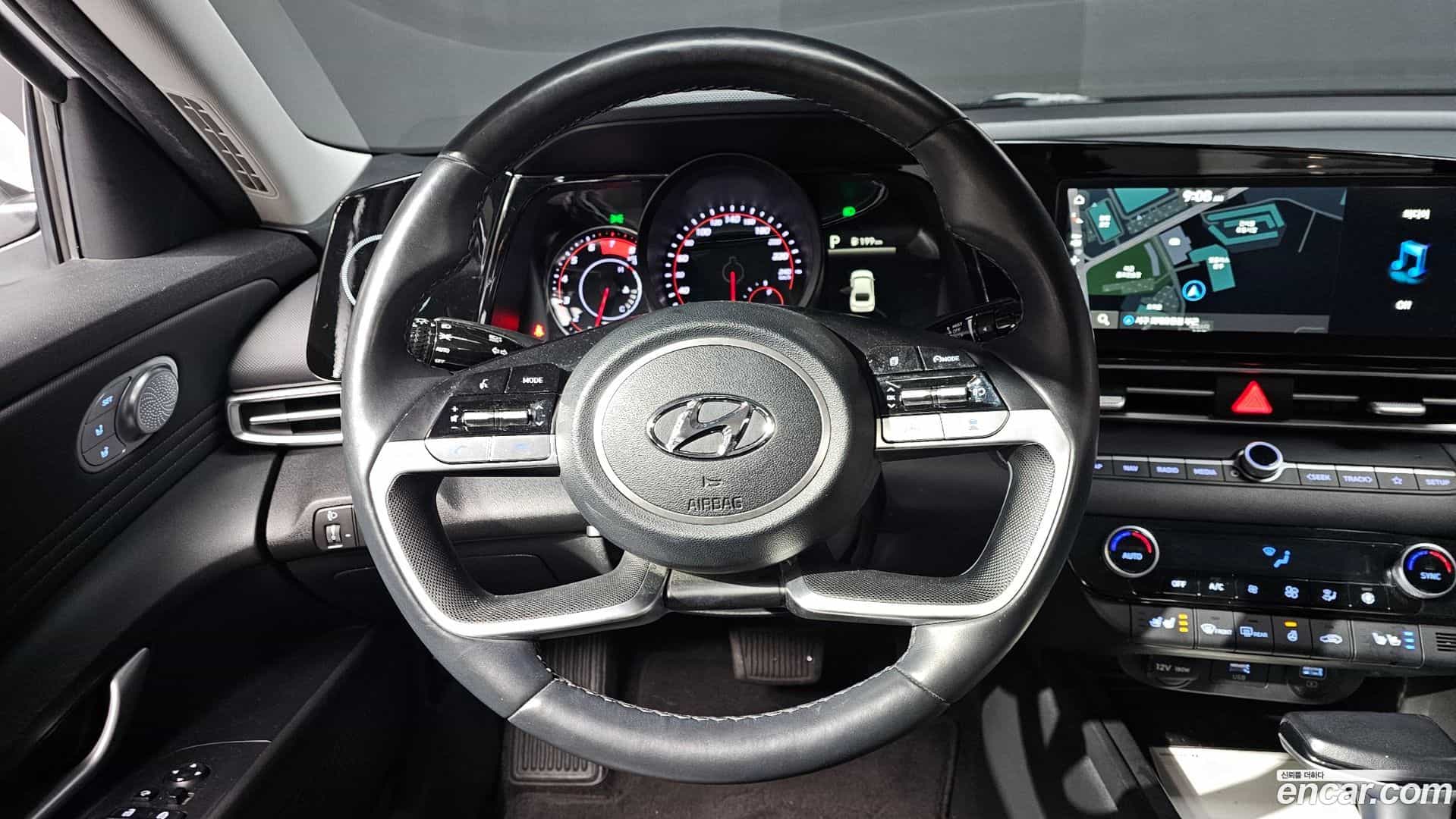 AVANTE Hyundai 2022.9-OPTION-018