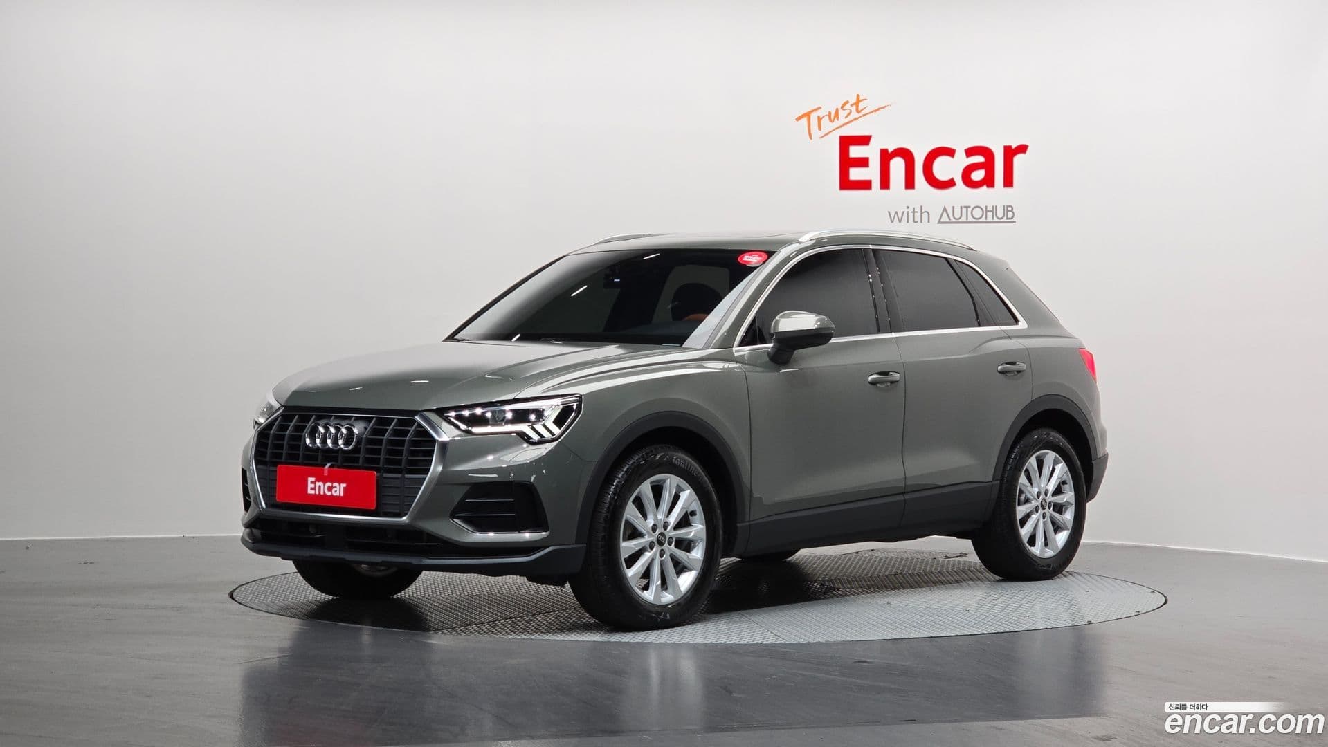 Main__Slider__Photo:Q3 Audi 2023.6-0