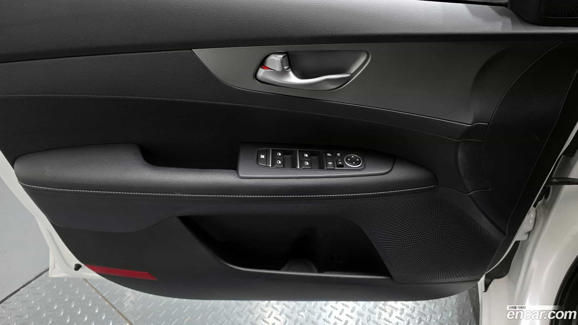 K3 Kia 2021.1-OPTION-023