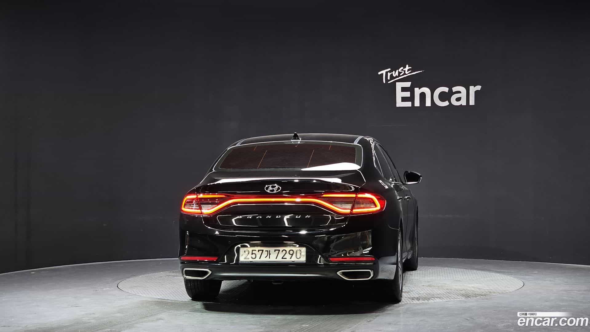 Grandeur Hyundai 2018.6-OUTER-004