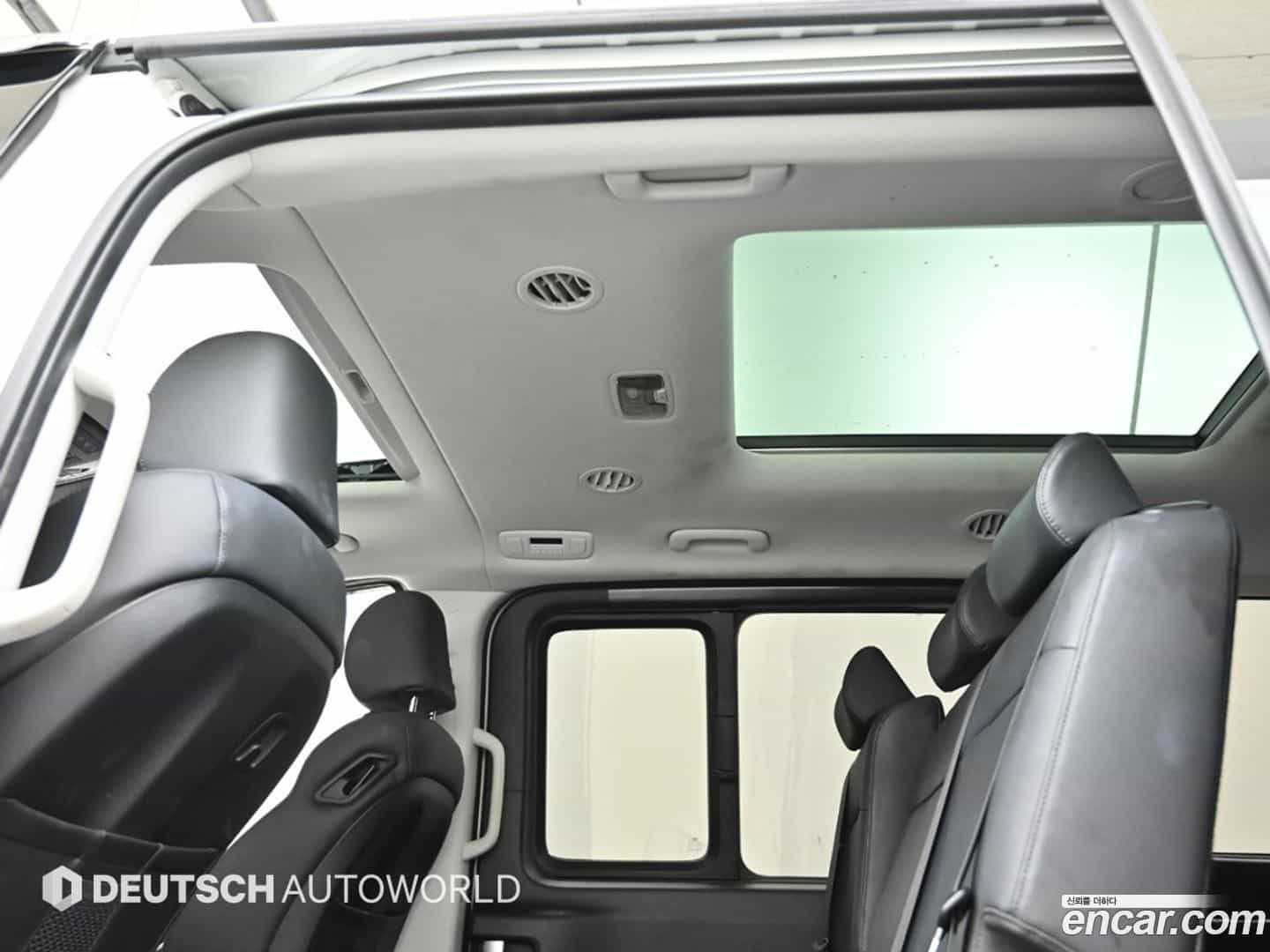 Staria Hyundai 2024.4-OPTION-023