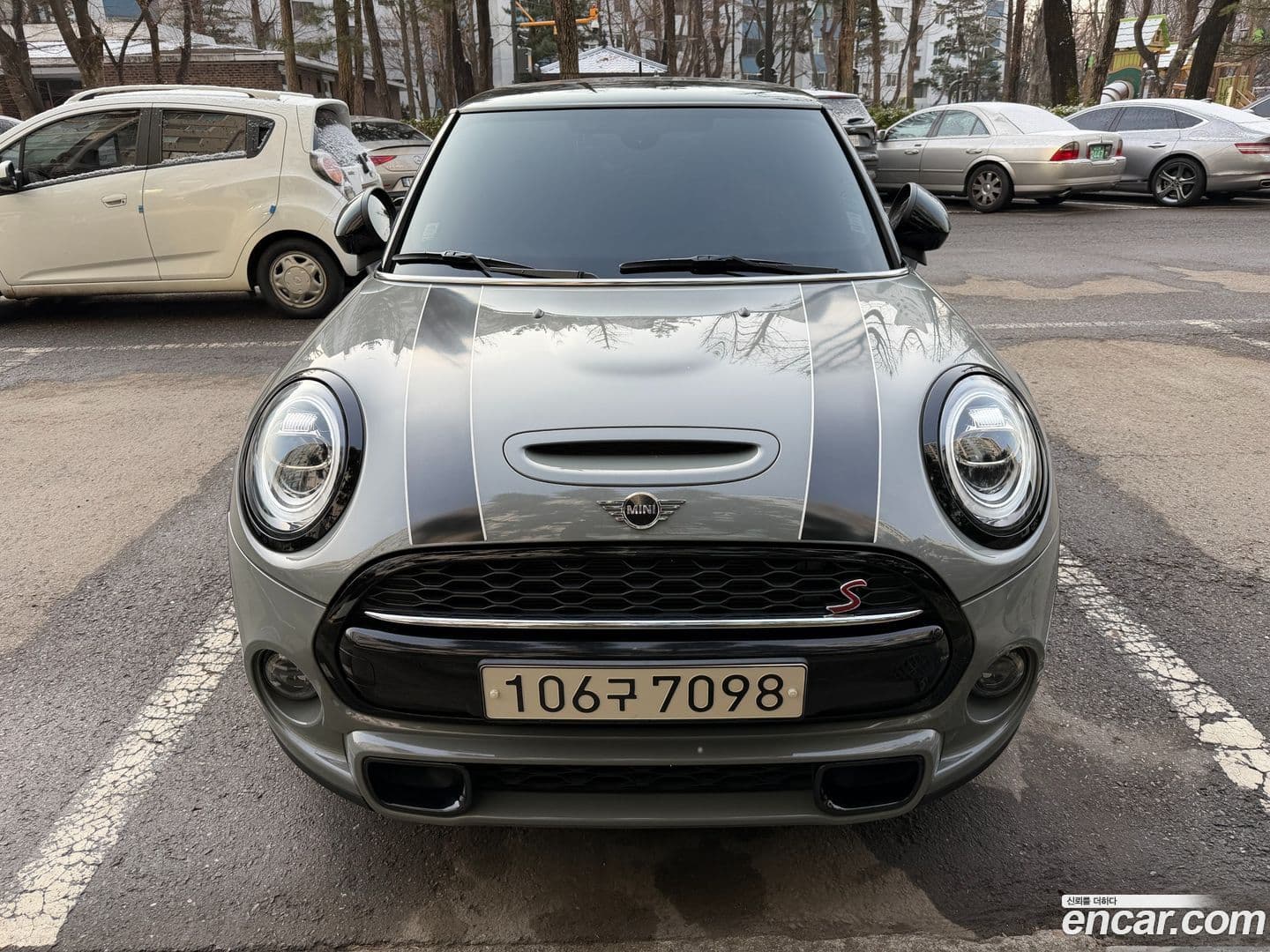 Main__Slider__Photo:Cooper Mini 2020.10-0