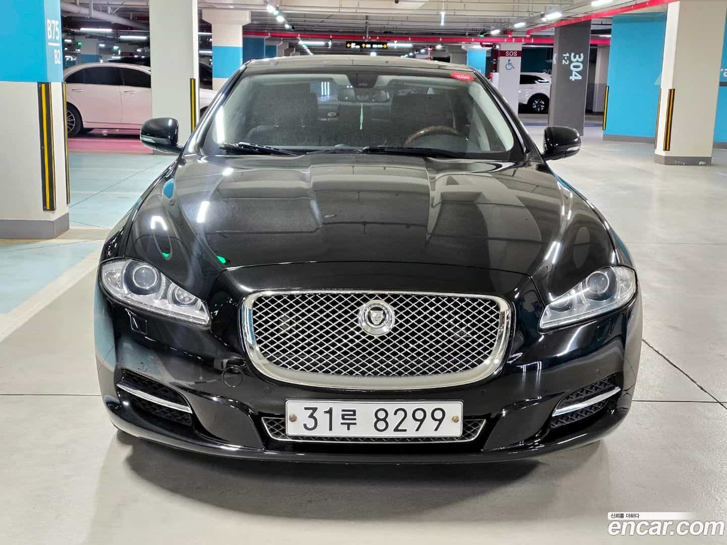 XJ Jaguar 2011.7-OUTER-002