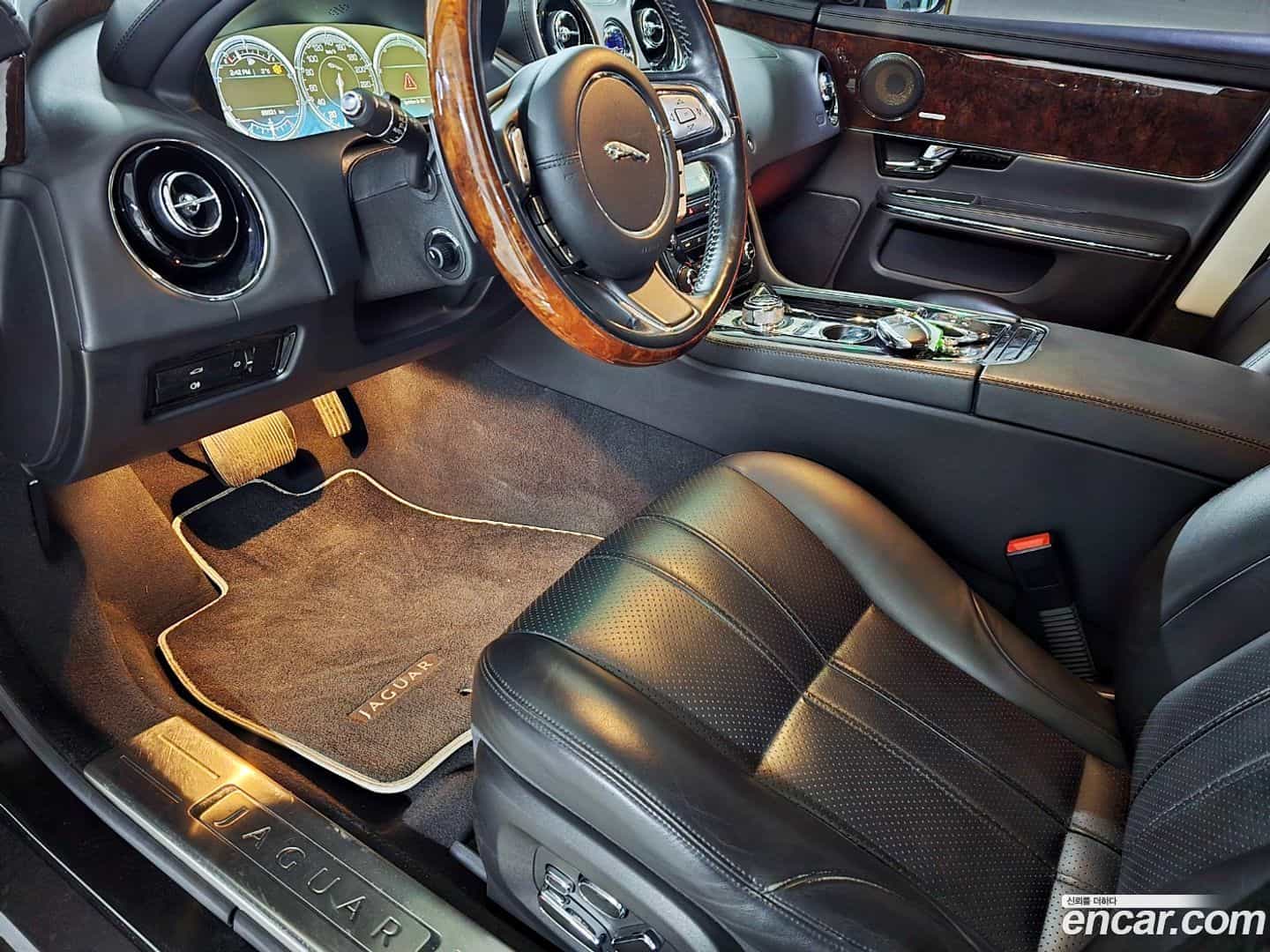XJ Jaguar 2011.7-OPTION-019