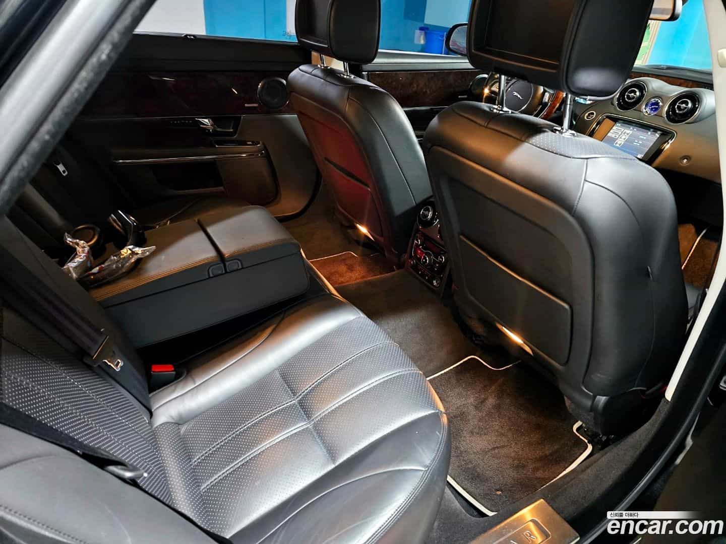 XJ Jaguar 2011.7-OPTION-023