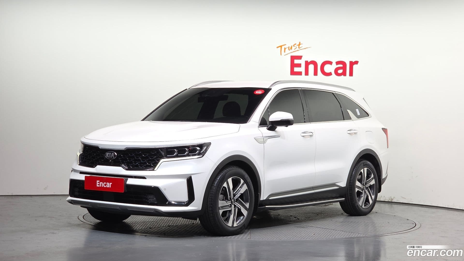 Main__Slider__Photo:Sorento Kia 2020.8-0