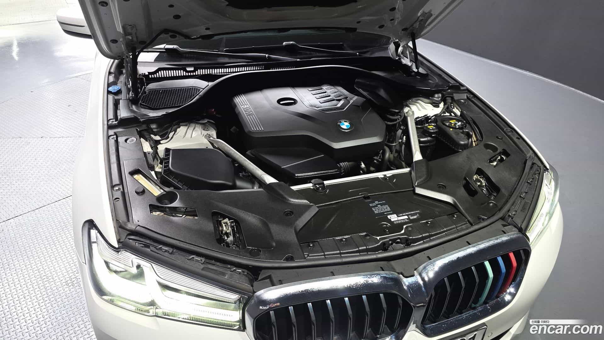 5-Series BMW 2021.0-INNER-006