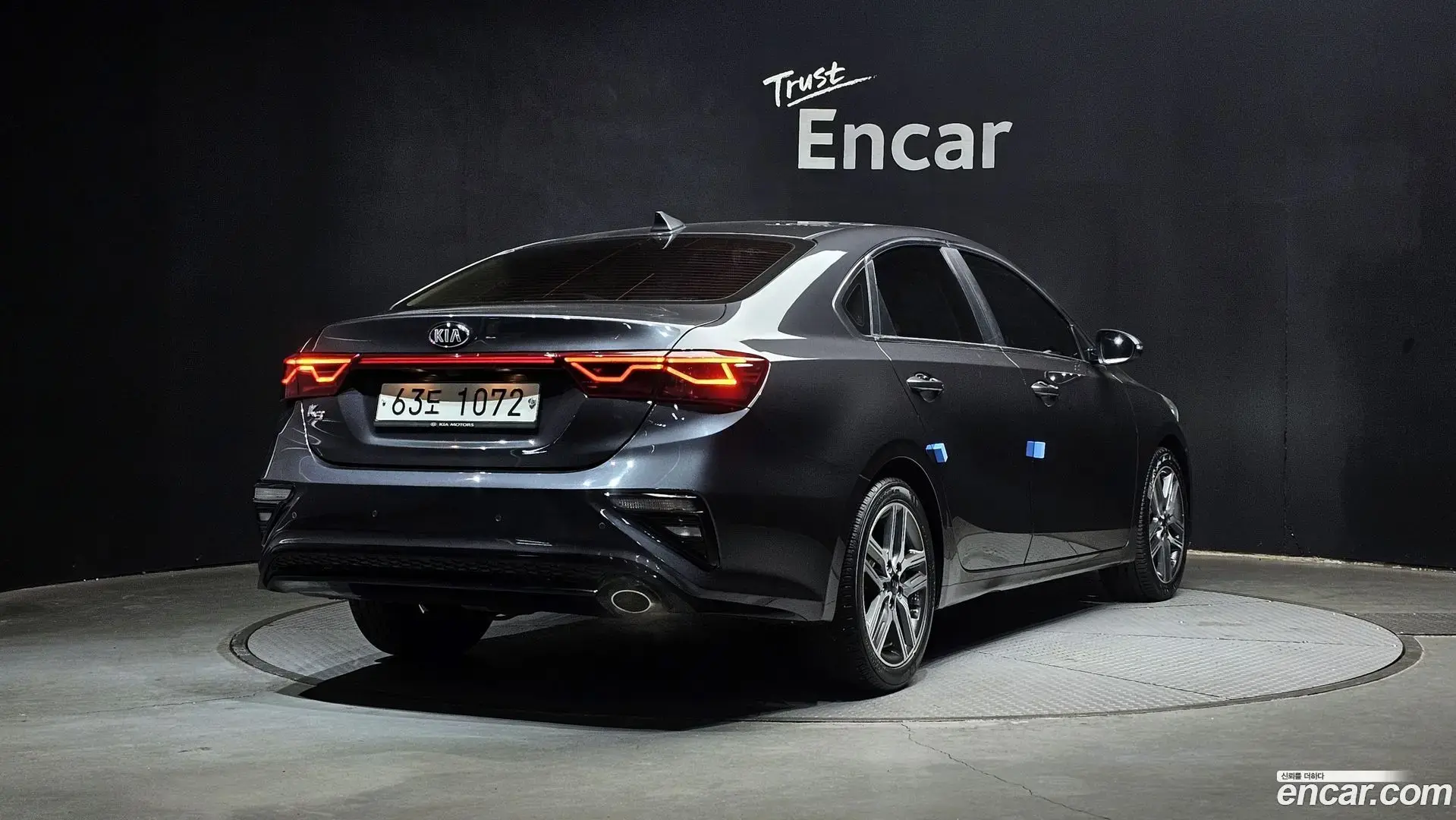 Main__Slider__Photo:K3 Kia 2018.3-1