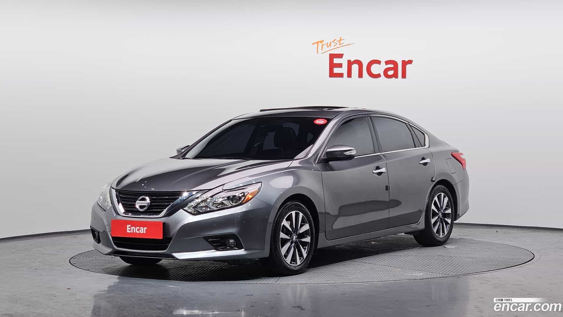 Altima Nissan 2017.0-OUTER-001