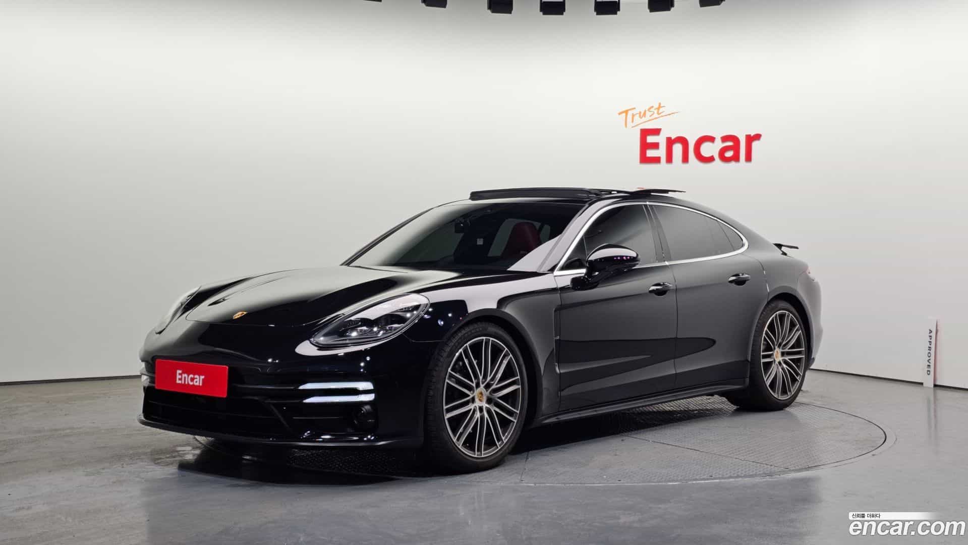 Panamera Porsche 2018.4-OUTER-001