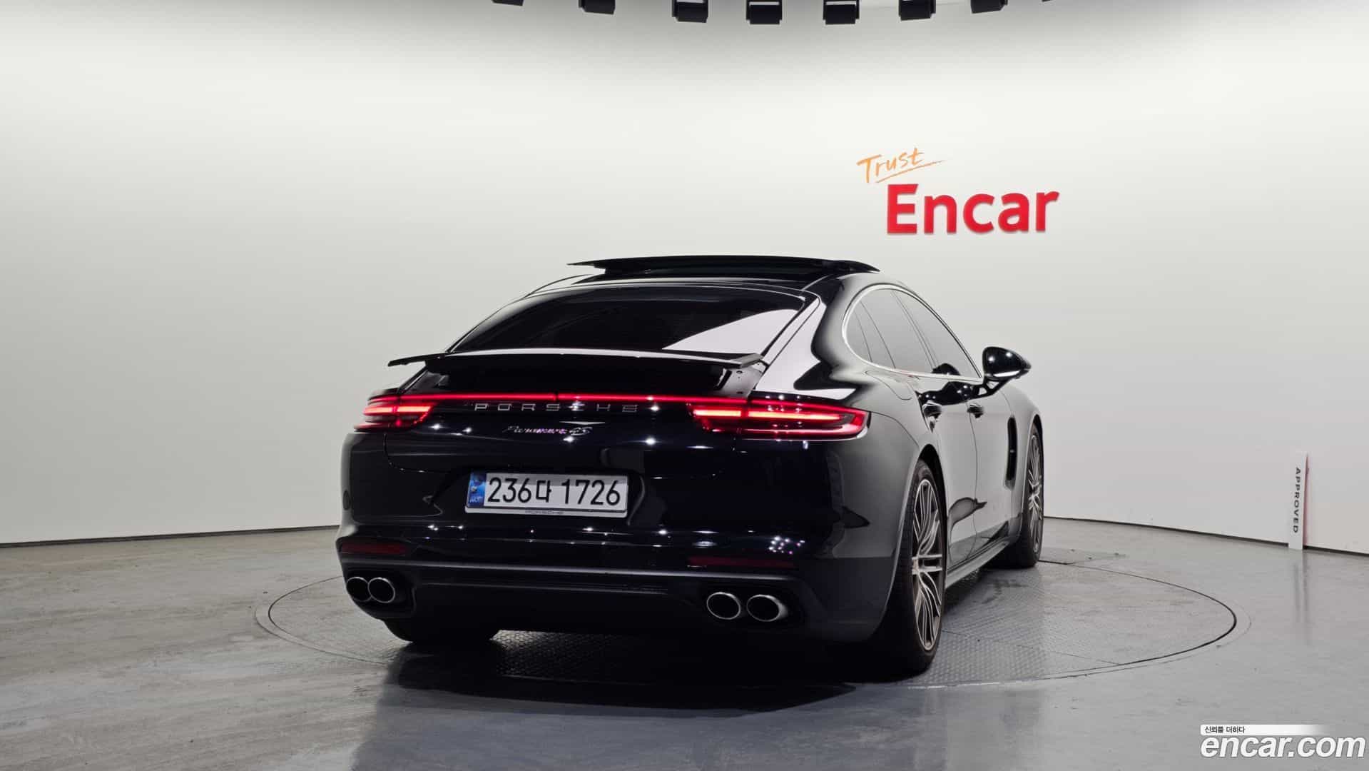 Panamera Porsche 2018.4-OUTER-004