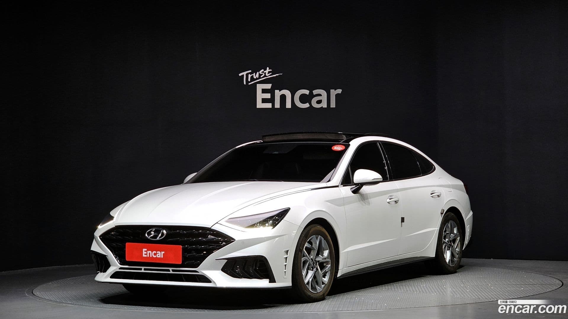 Main__Slider__Photo:Sonata Hyundai 2019.8-0