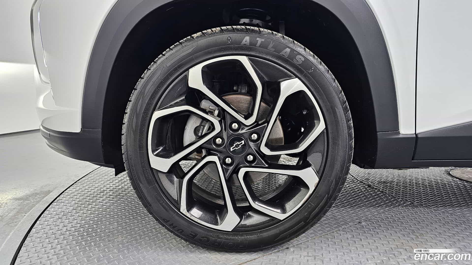 Trax Chevrolet 2023.8-OUTER-005