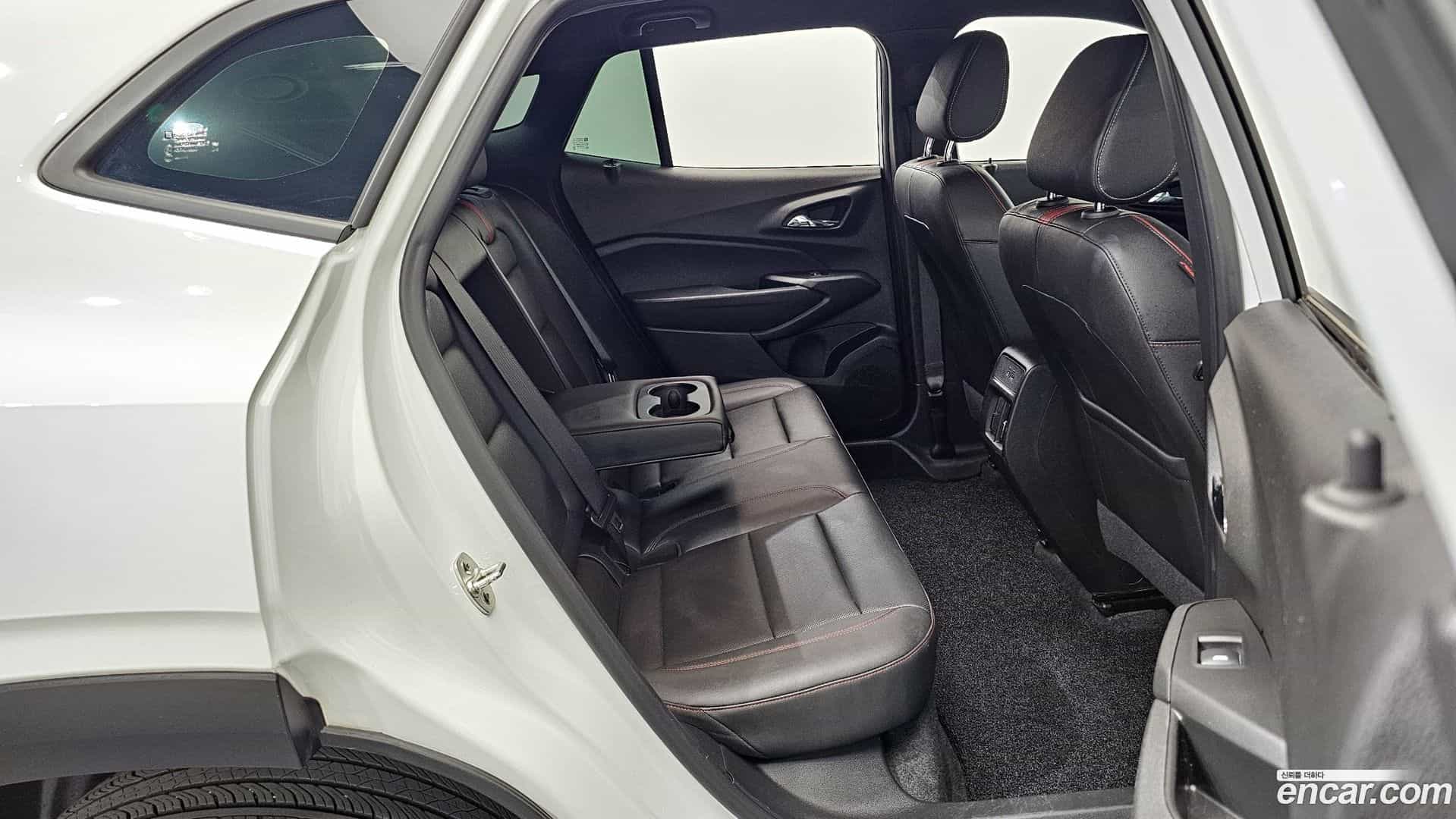 Trax Chevrolet 2023.8-OPTION-015