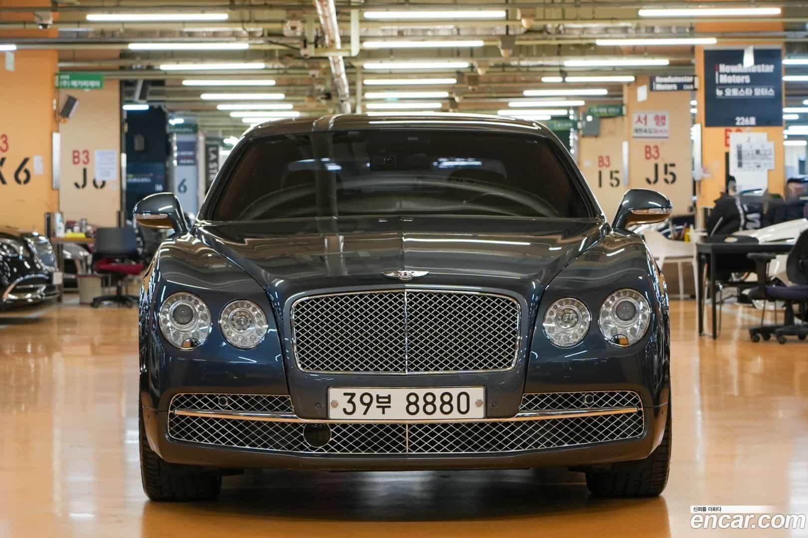 Flying Spur Bentley 2015.10-OUTER-003