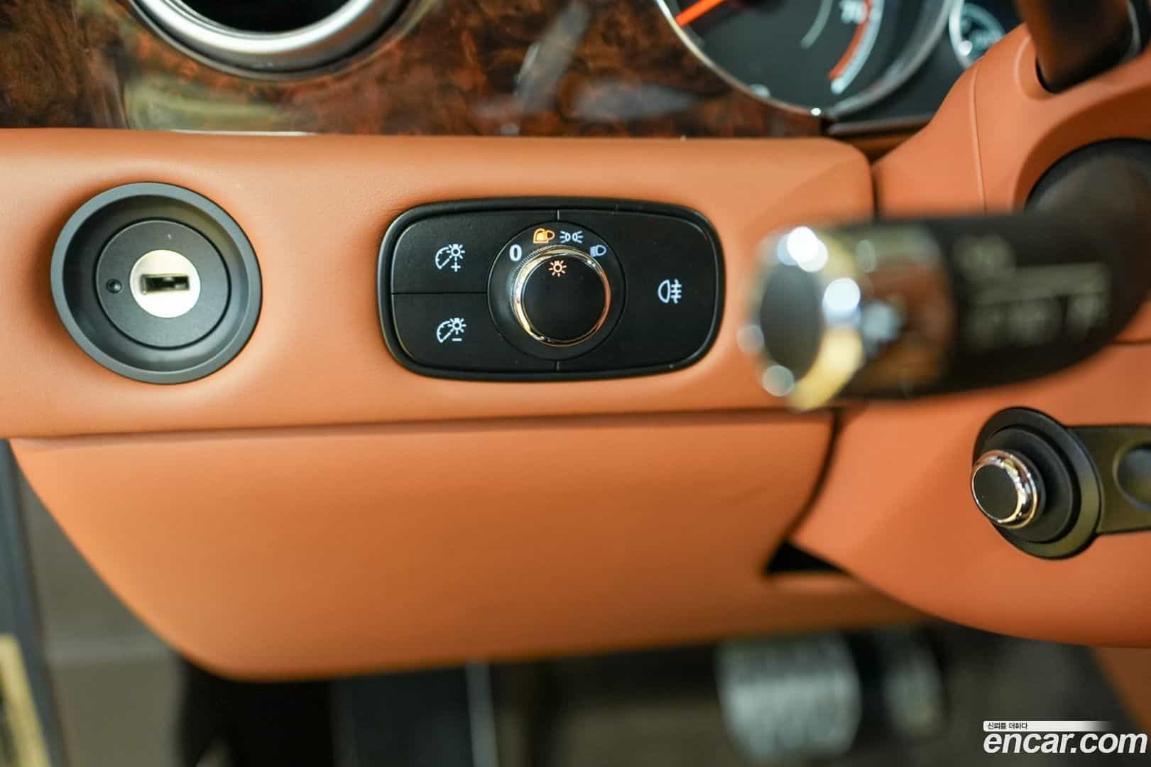 Flying Spur Bentley 2015.10-OPTION-019