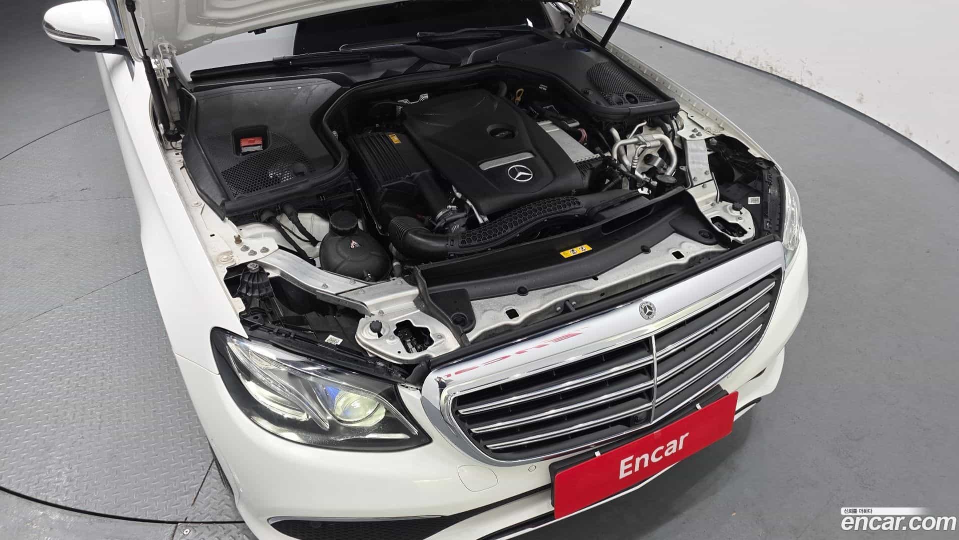 E-Class Mercedes-Benz 2018.9-INNER-006