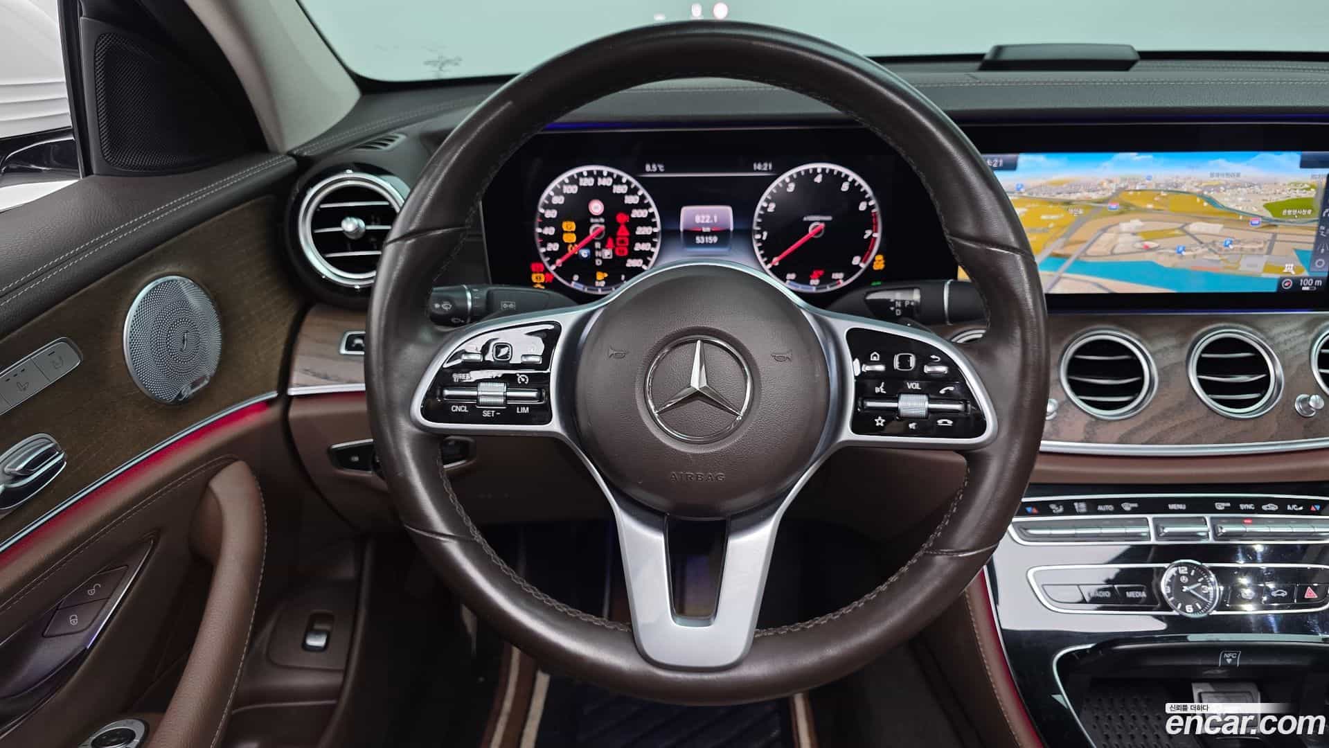 E-Class Mercedes-Benz 2018.9-OPTION-017