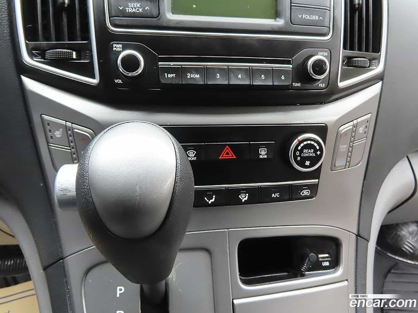Starex Hyundai 2018.3-OPTION-021