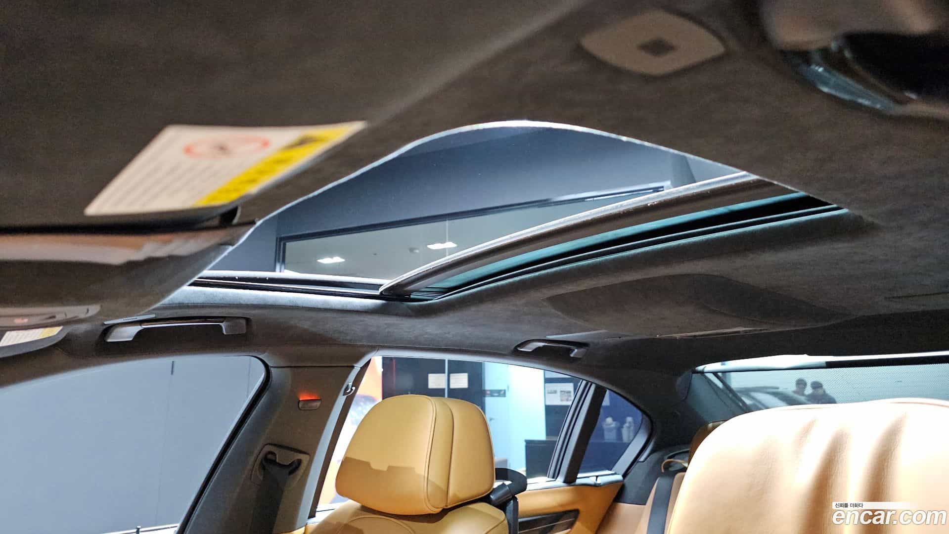 7-Series BMW 2015.8-OPTION-024