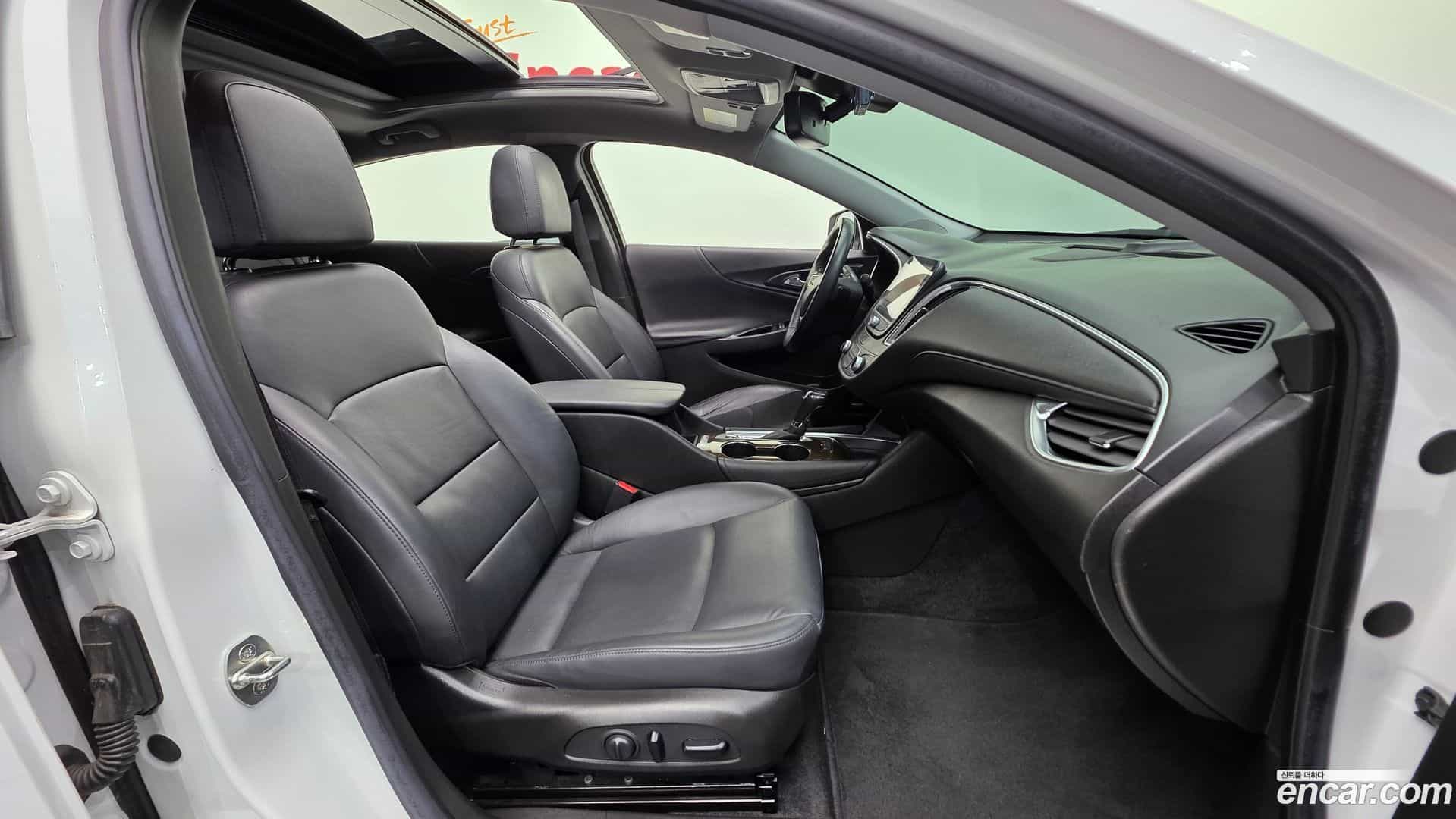 Malibu Chevrolet 2020.9-INNER-010