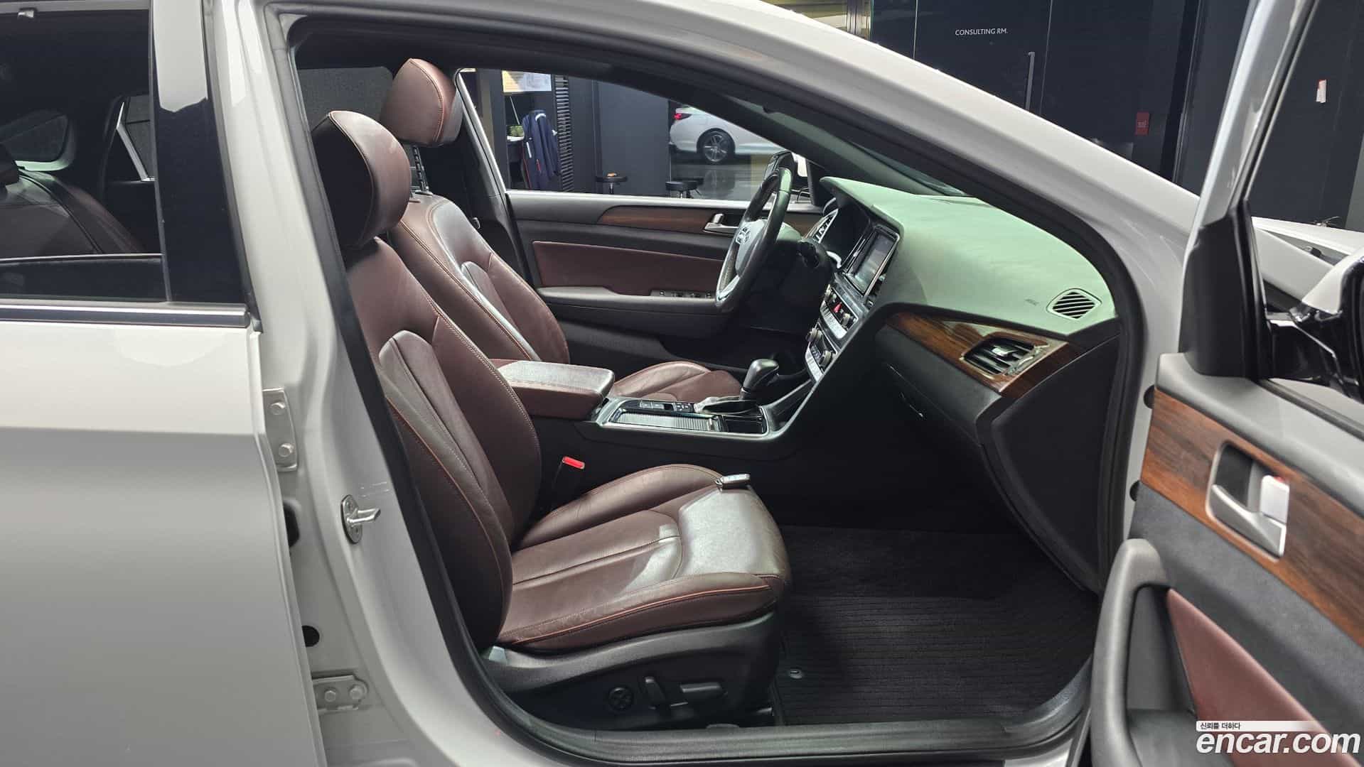 Sonata Hyundai 2017.3-OPTION-015