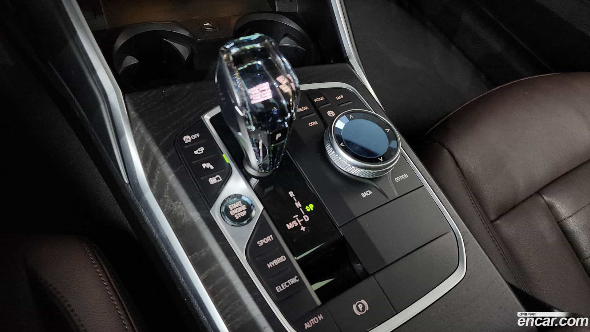 3-Series BMW 2020.11-INNER-009