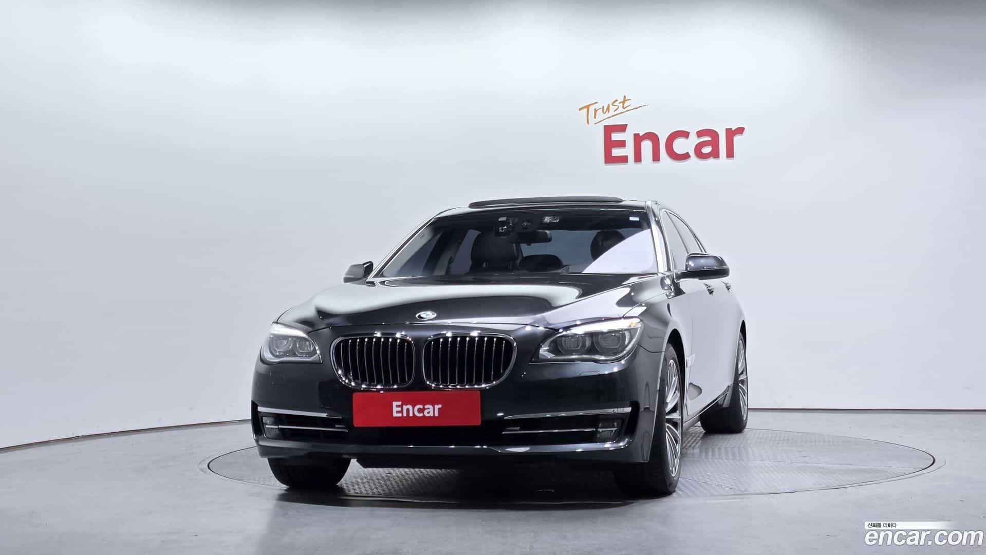 7-Series BMW 2014.8-OUTER-003