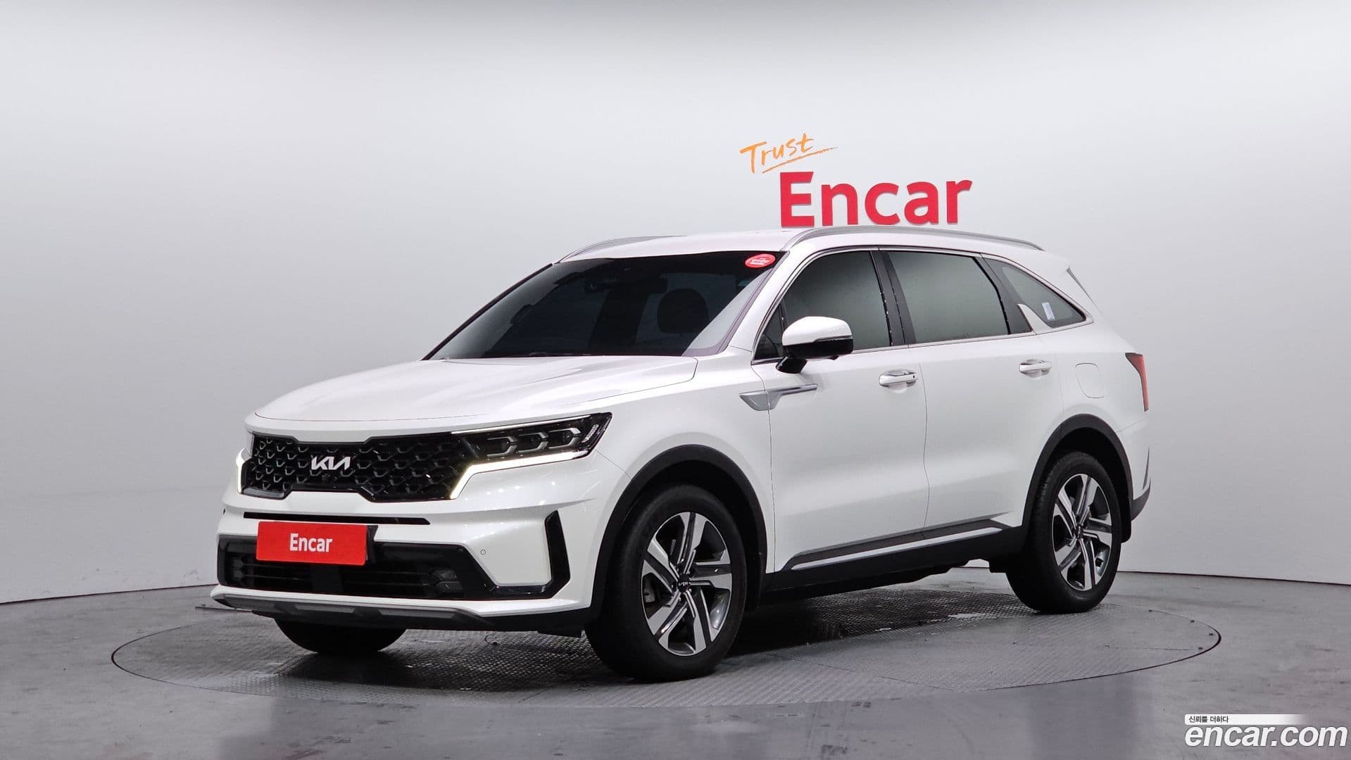 Main__Slider__Photo:Sorento Kia 2020.10-0