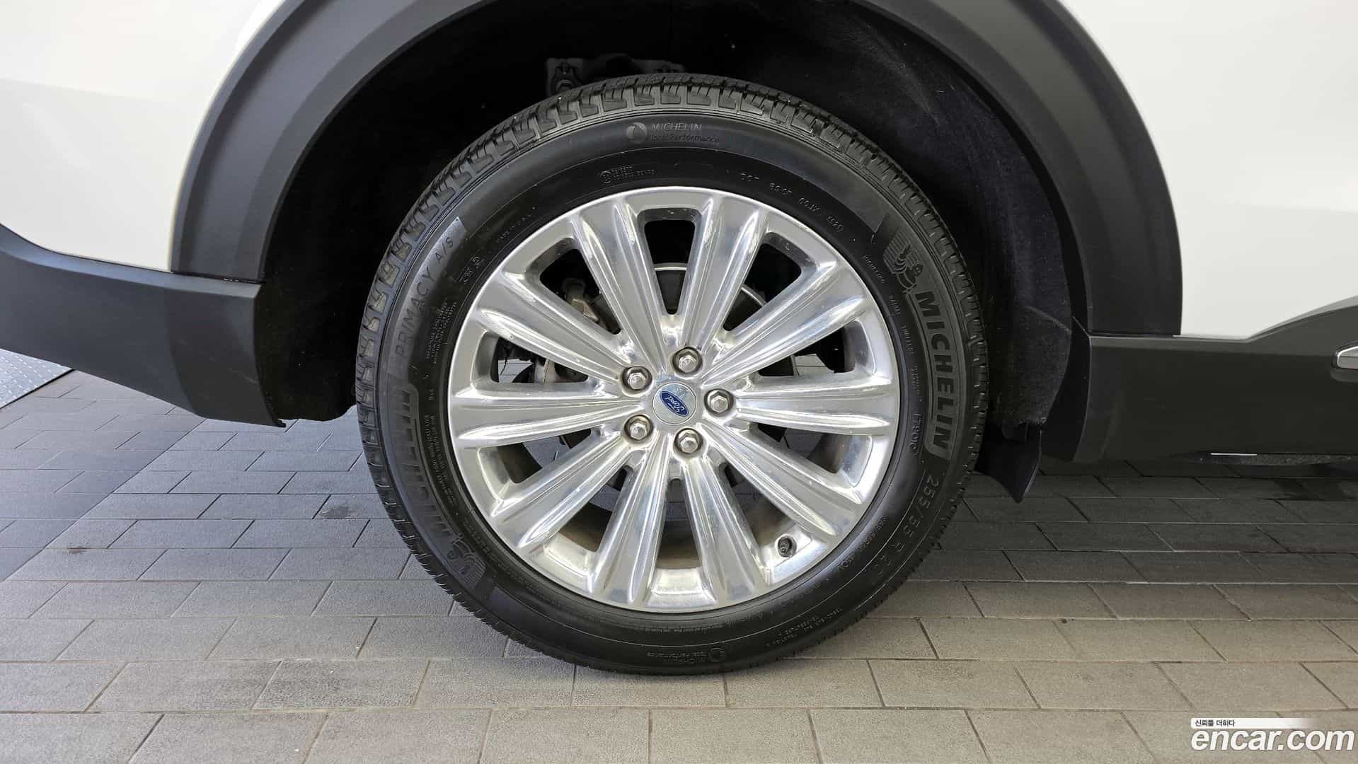 Explorer Ford 2021.11-OUTER-005