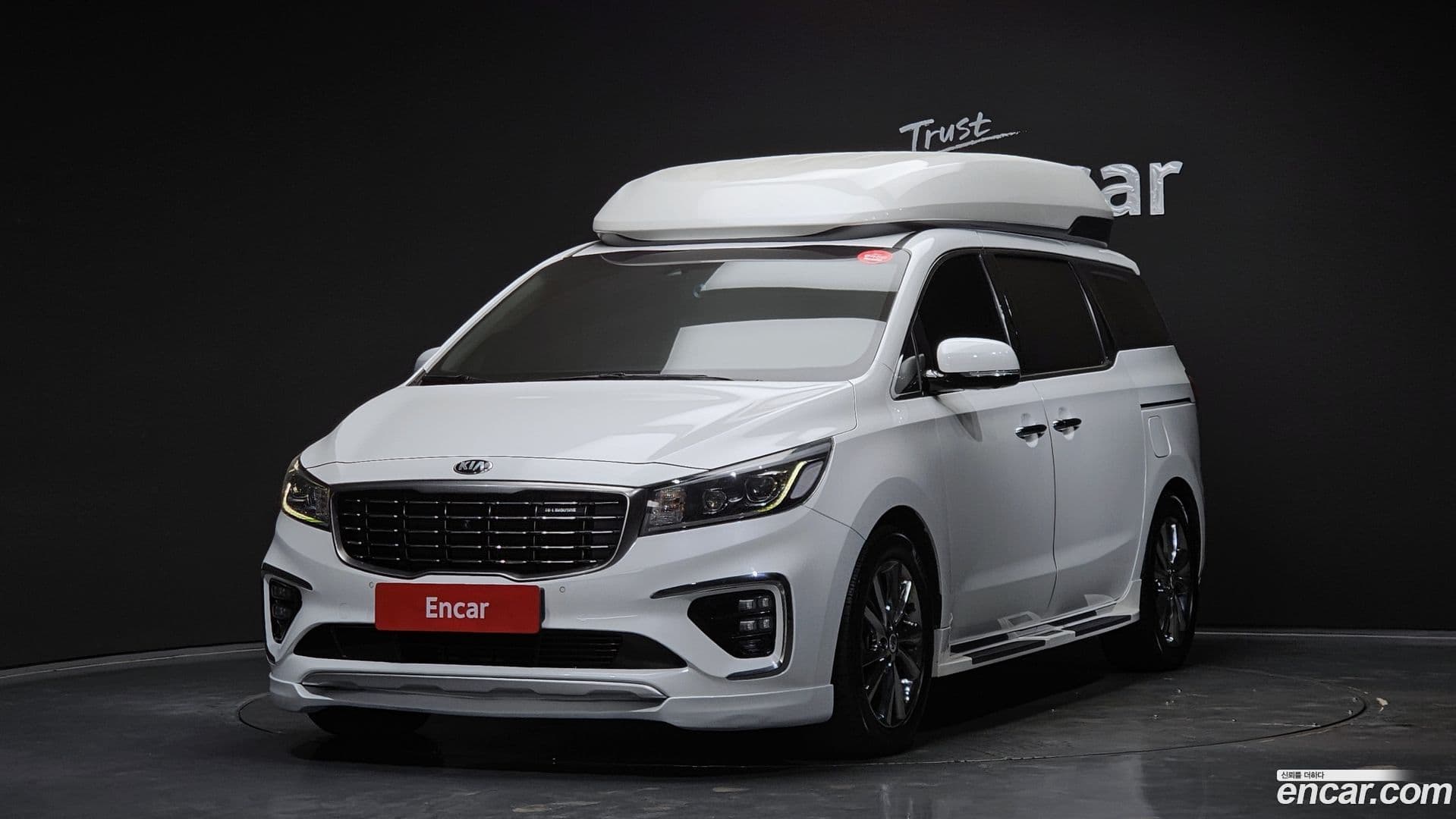 Main__Slider__Photo:Canival Kia 2018.11-0