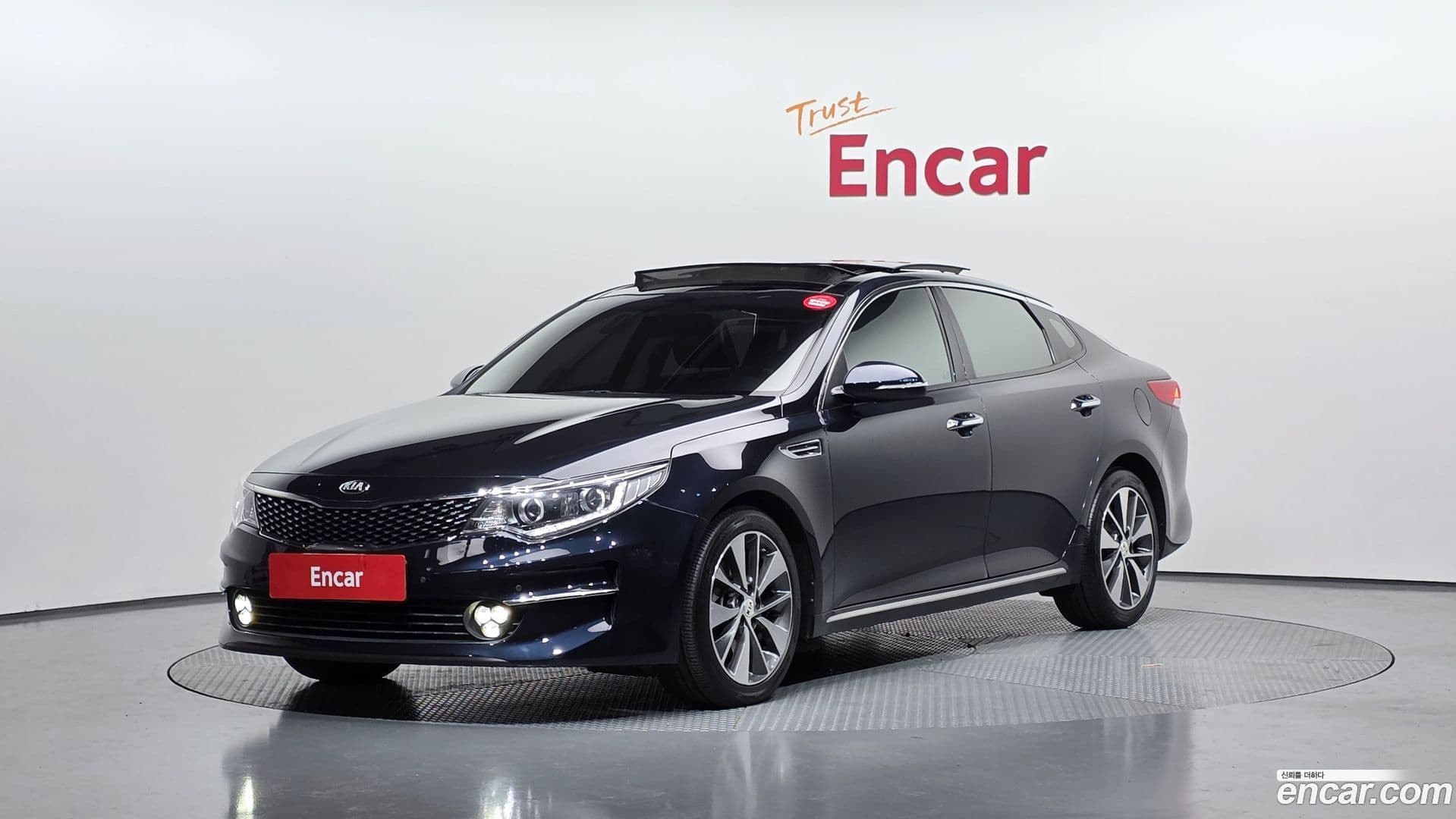 Main__Slider__Photo:K5 Kia 2016.3-0