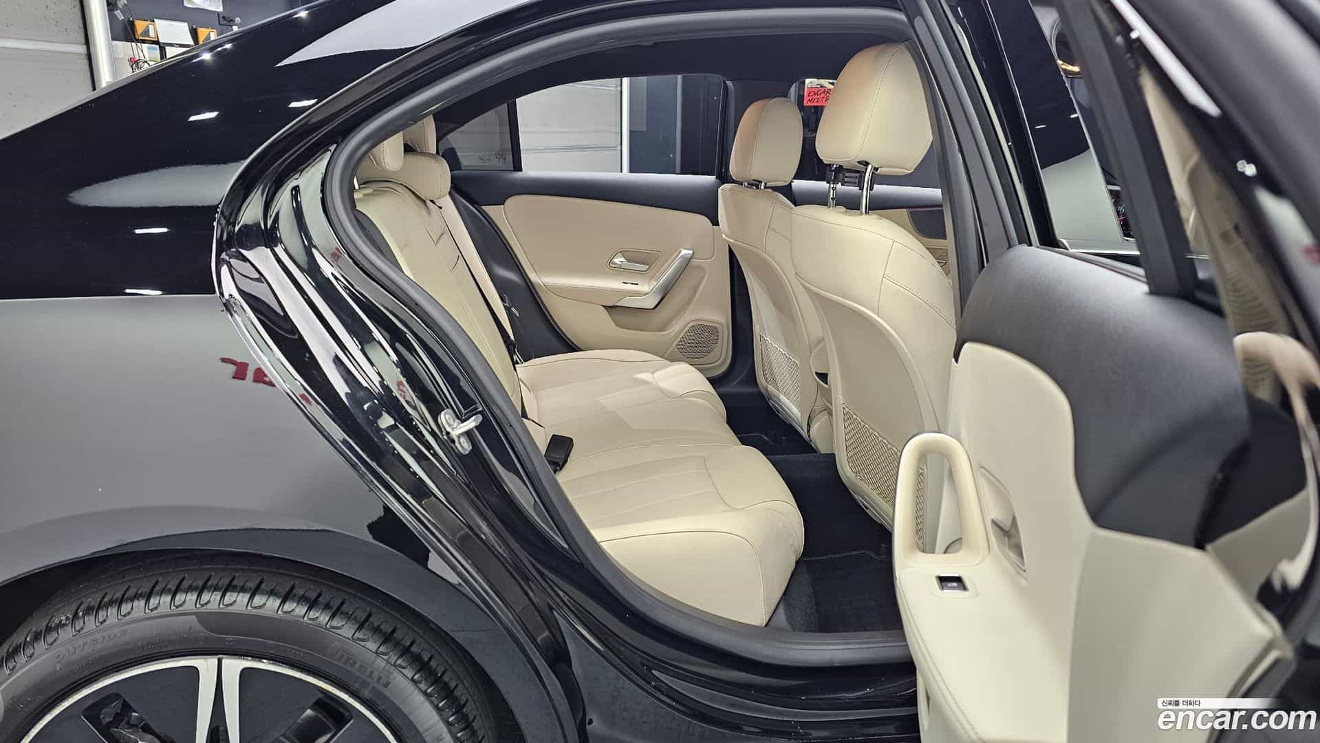 A-Class Mercedes-Benz 2025.2-OPTION-016