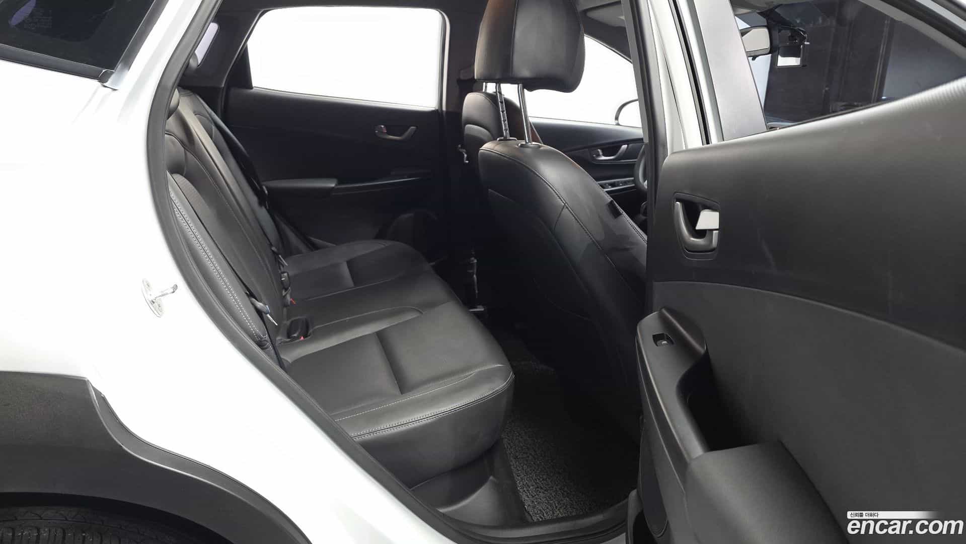 Kona Hyundai 2018.1-OPTION-016