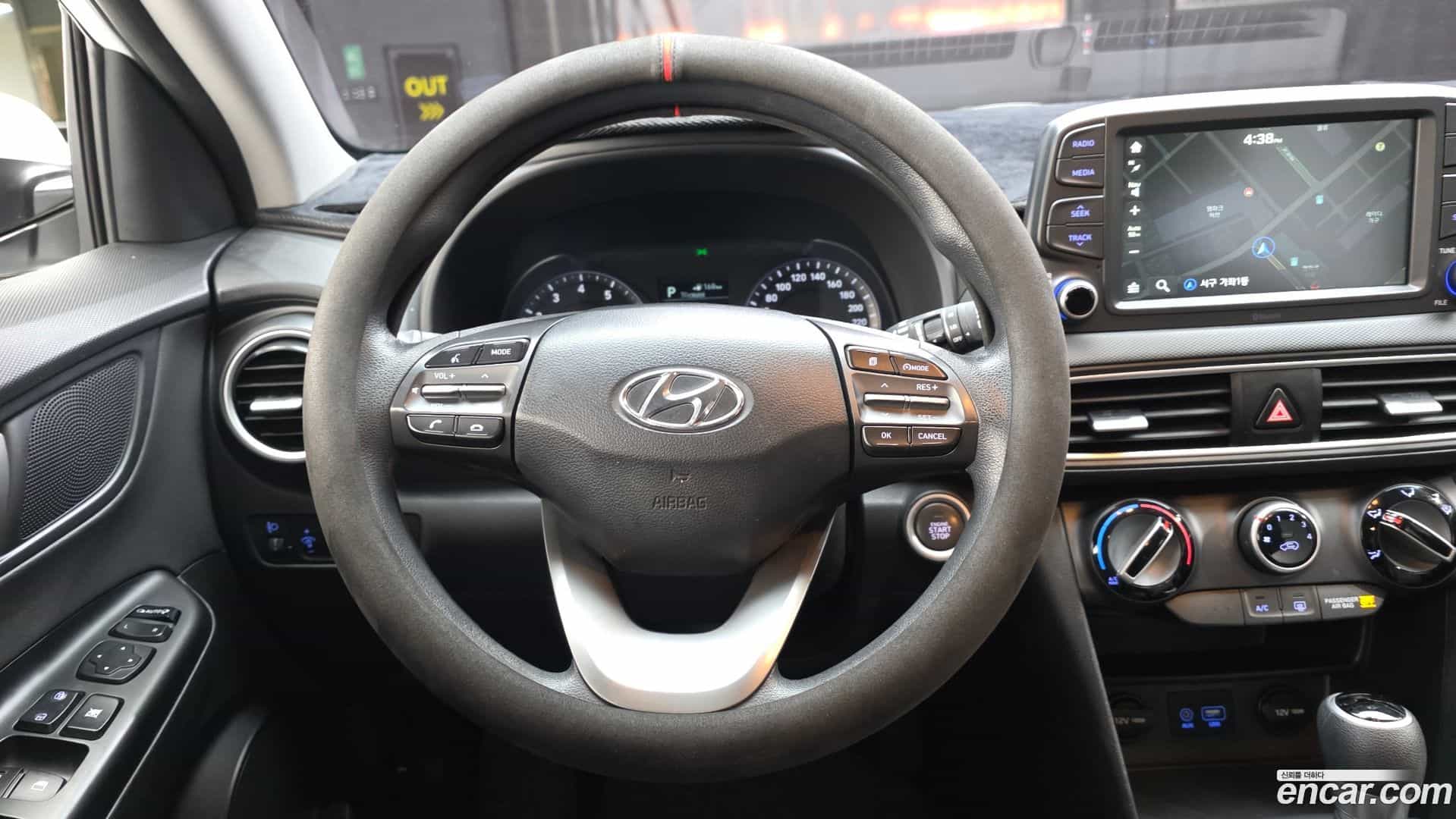 Kona Hyundai 2018.1-OPTION-017