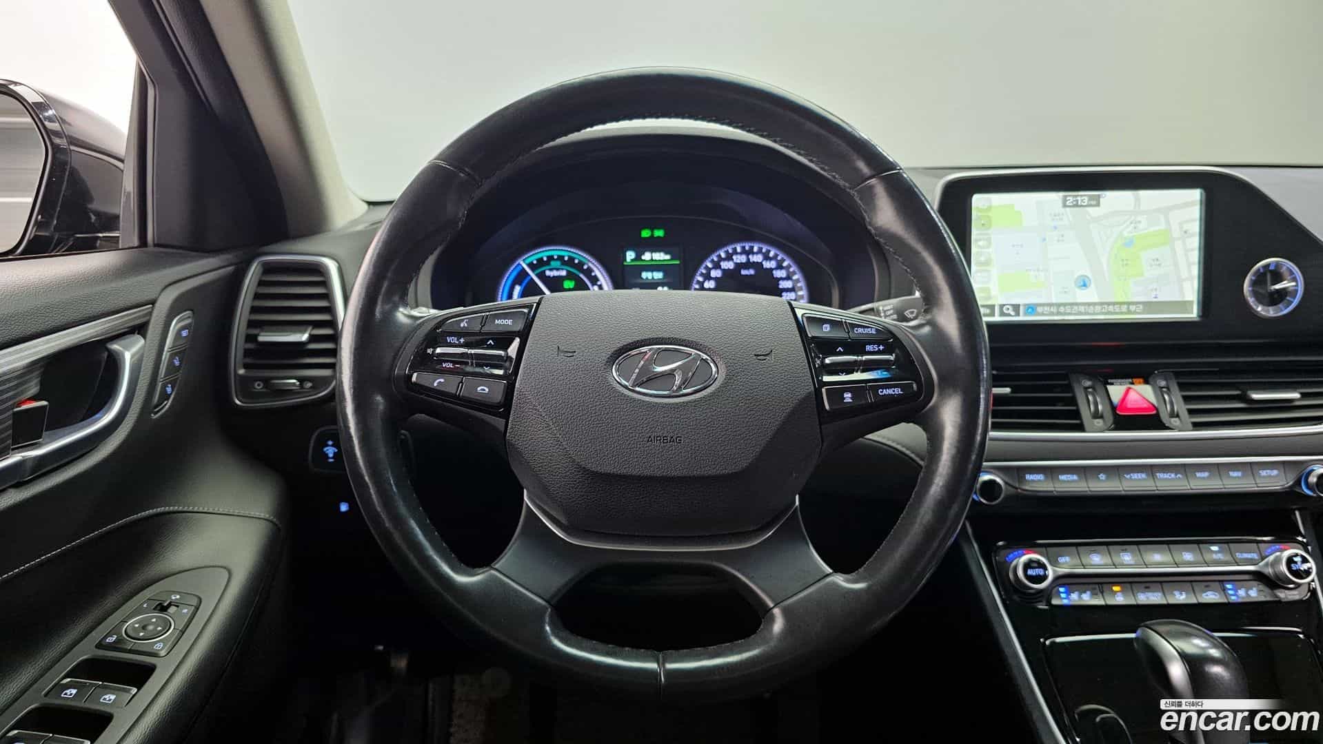 Grandeur Hyundai 2017.8-OPTION-017